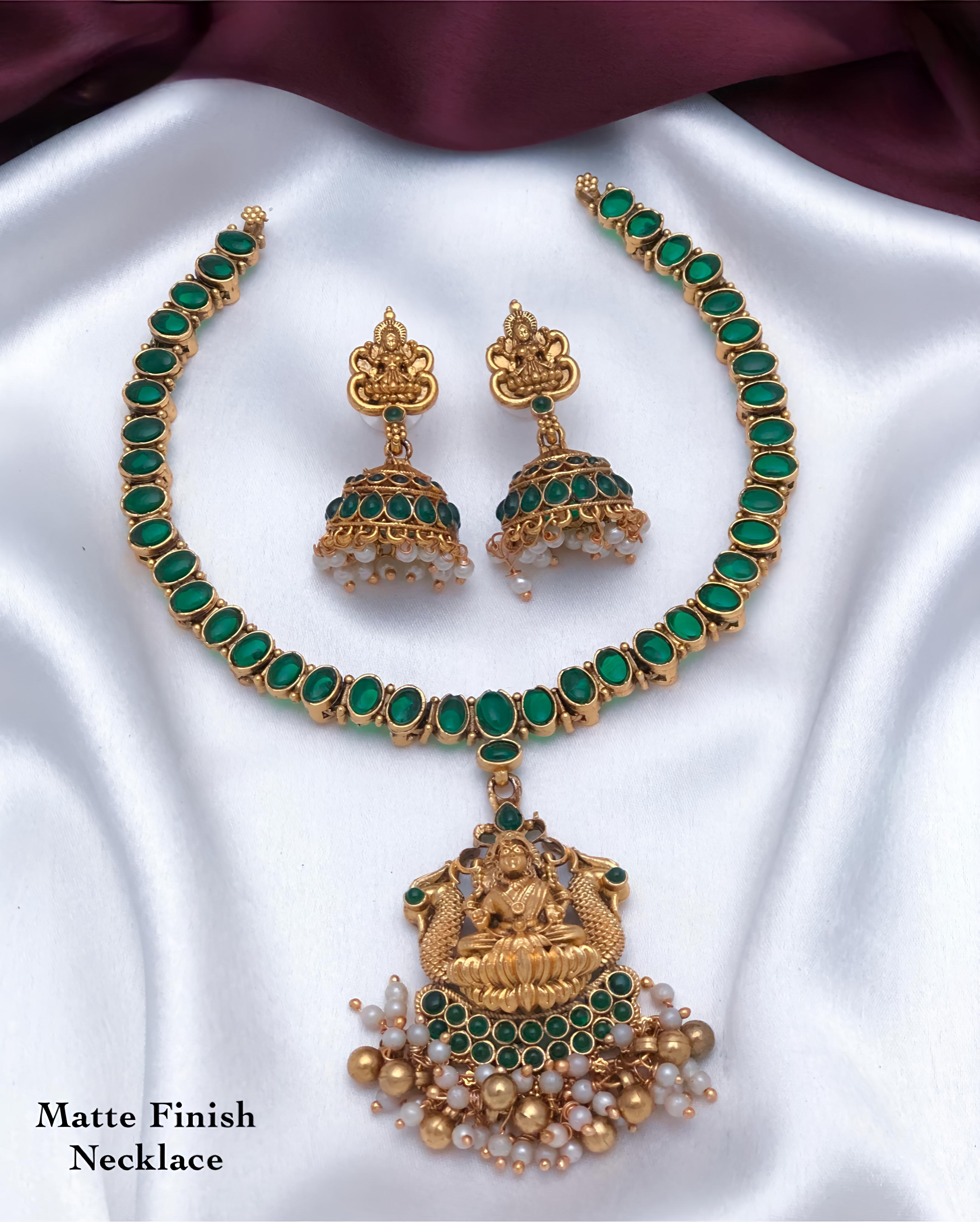 Traditional Matte Finish Necklace Set