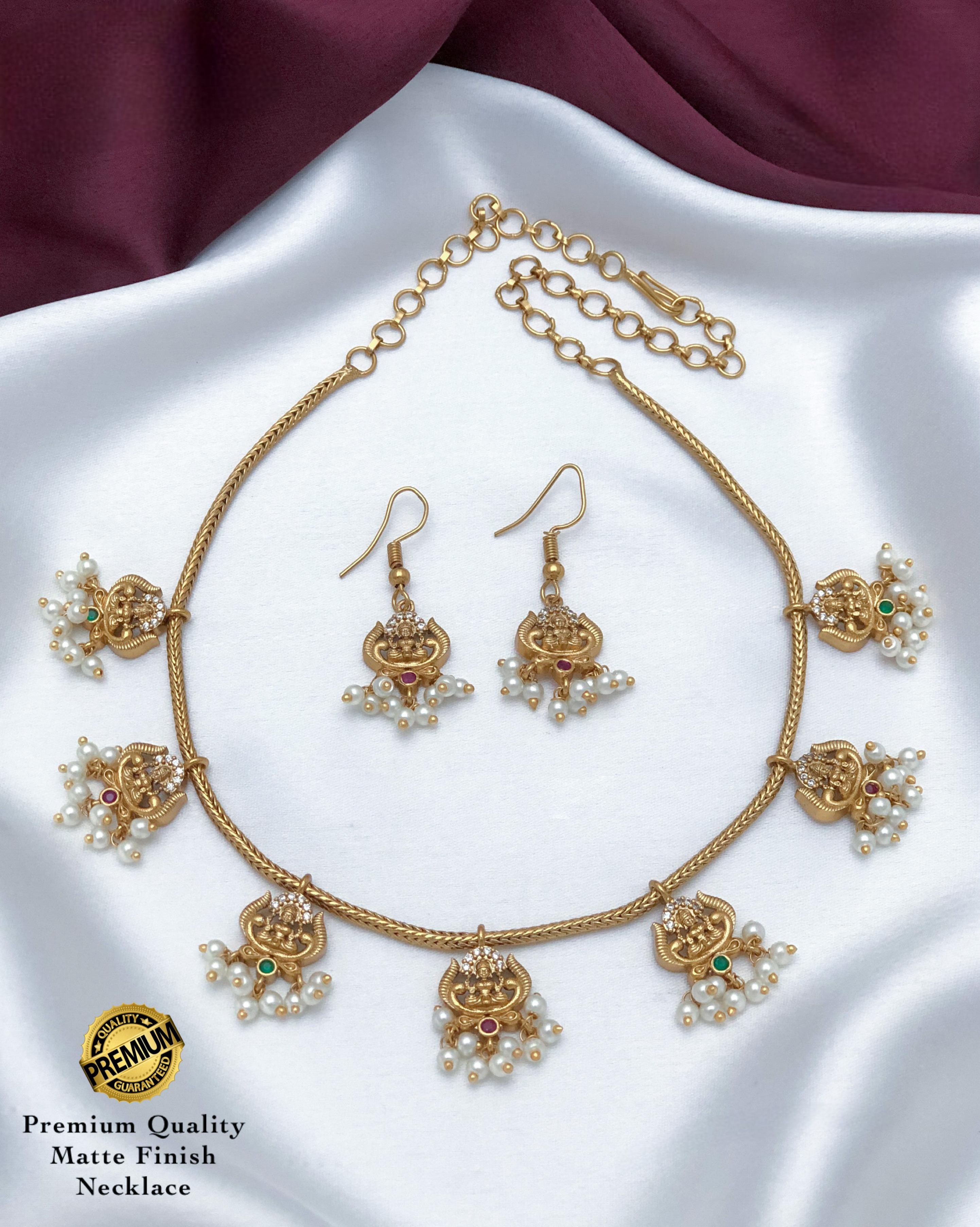 Matte Finish Pearl Necklace Set