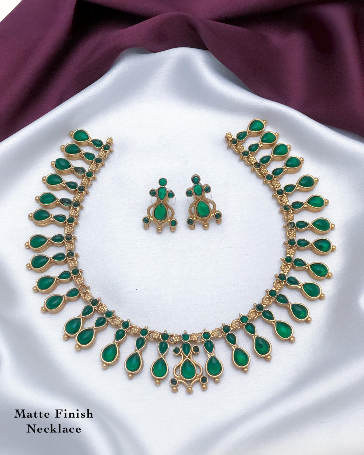 Matte Finish Necklace Set