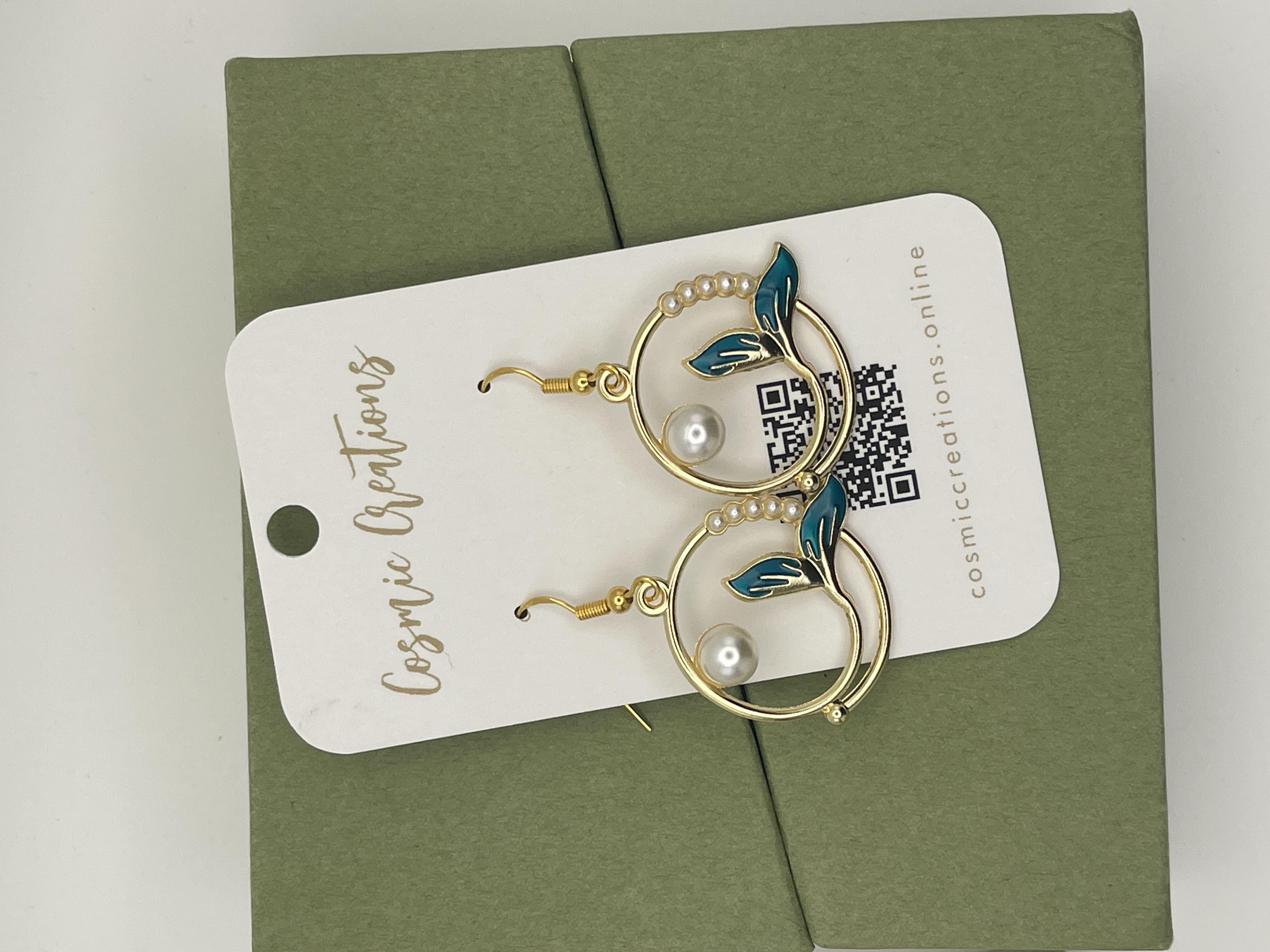 Elegant Pearl Leaf Earrings