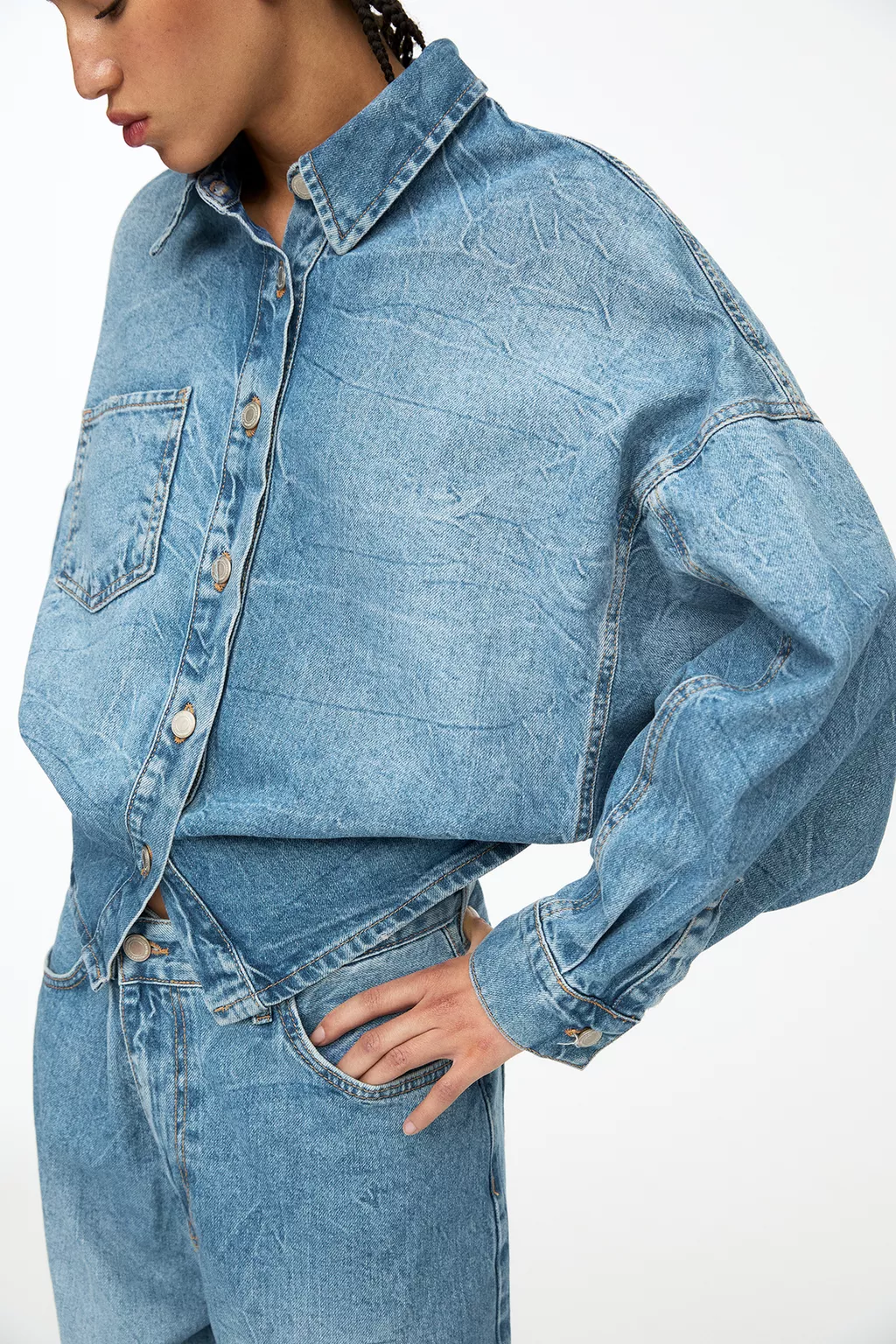 Cropped back denim shirt