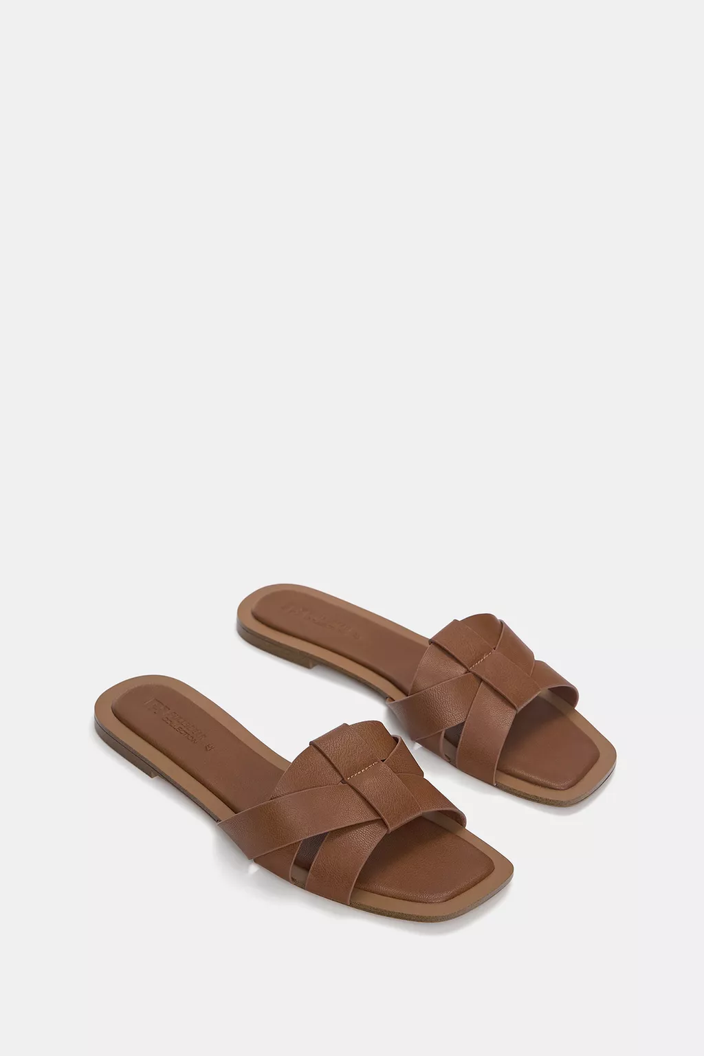 Flat crossover sandals