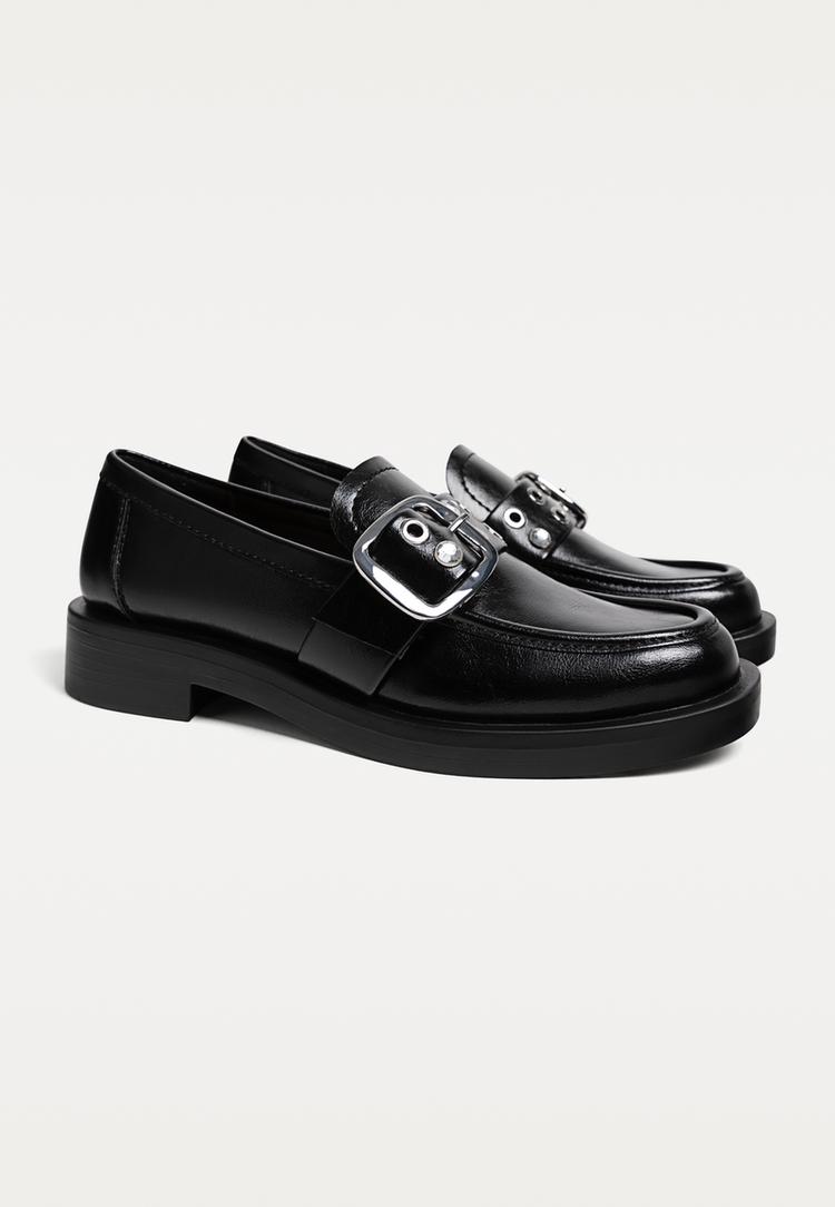 Buckled loafers