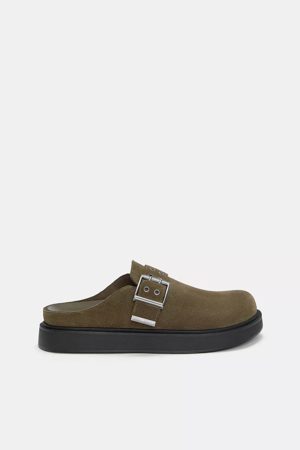 Leather clogs with buckle