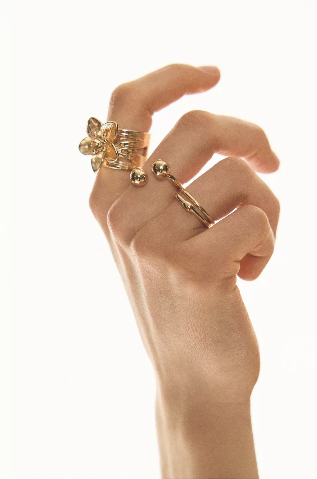 Pack of 4 flower rings