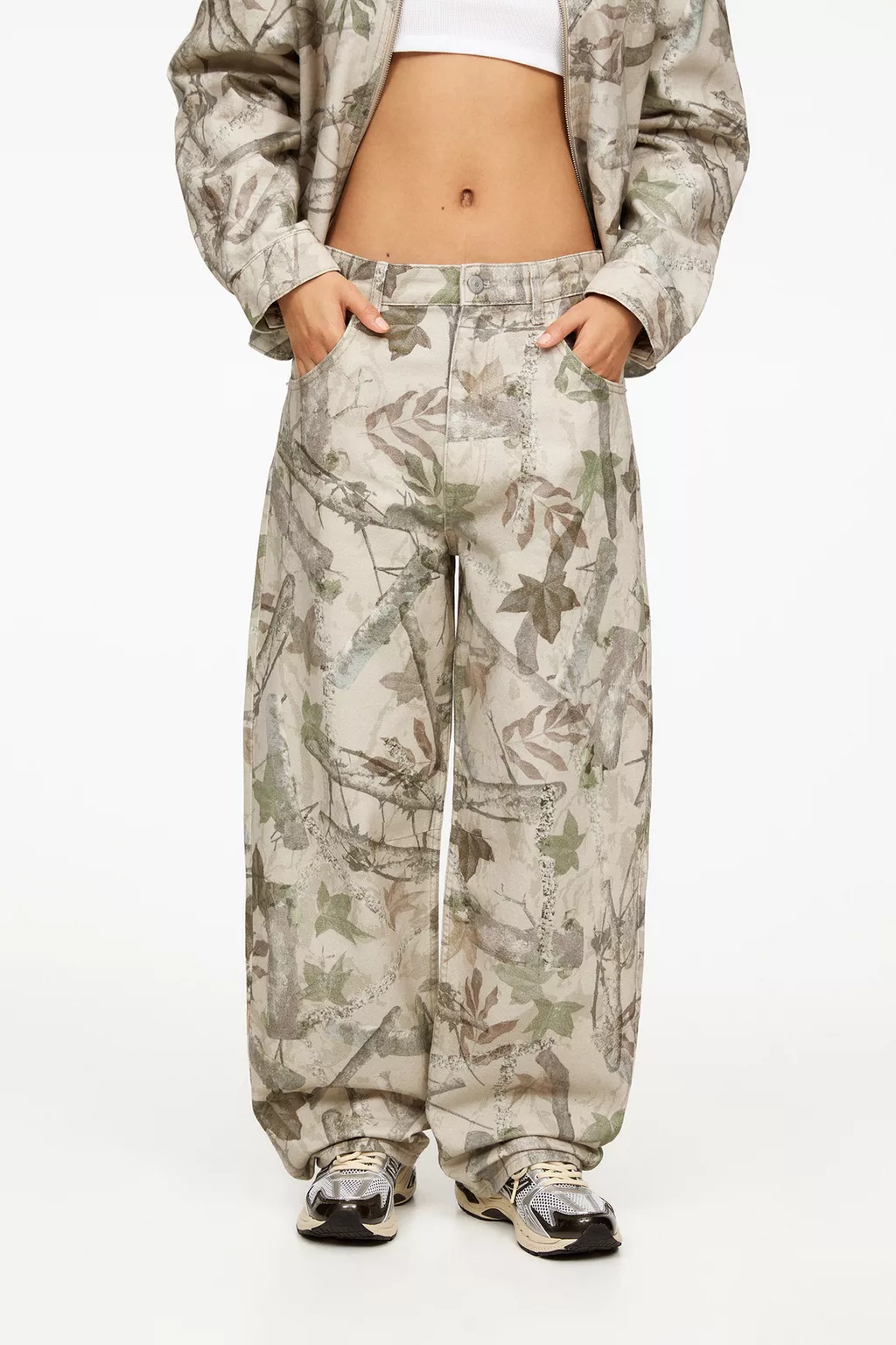 Leaf print skater trousers