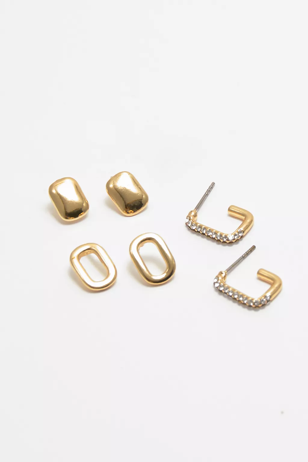 Pack of 9 pairs of earrings