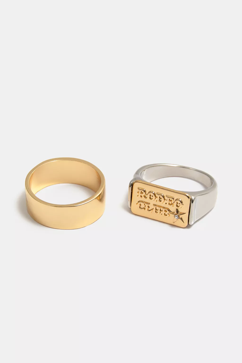 Pack of cowboy rings