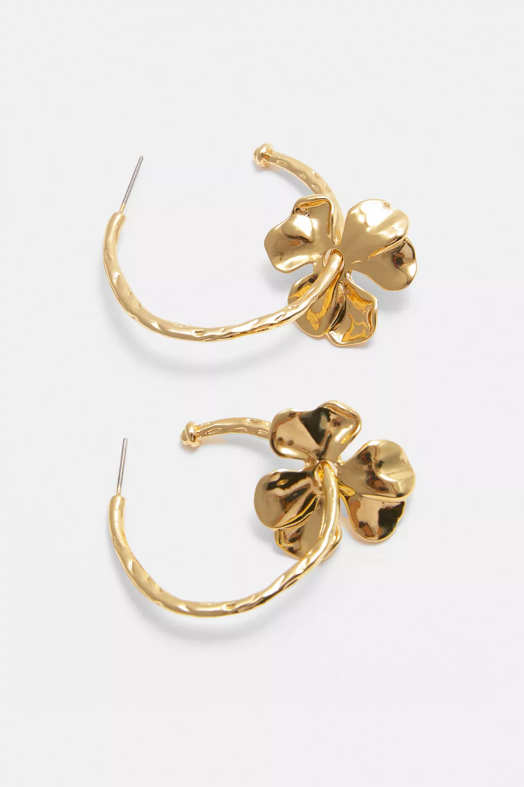 Flower hoop earrings