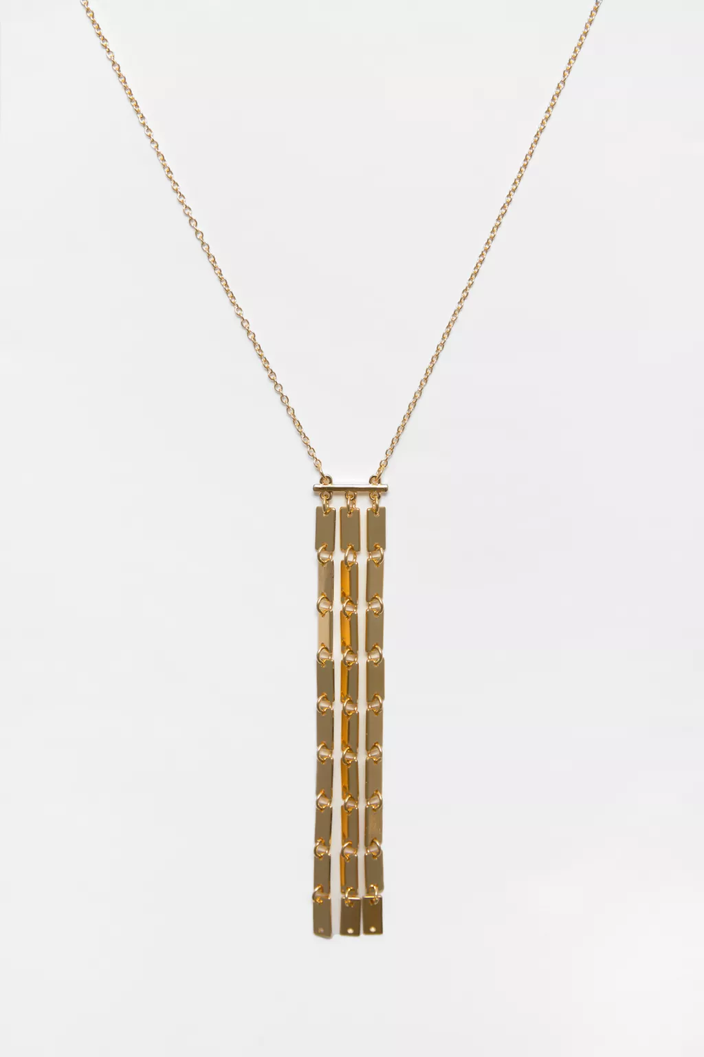 Long metallic necklace