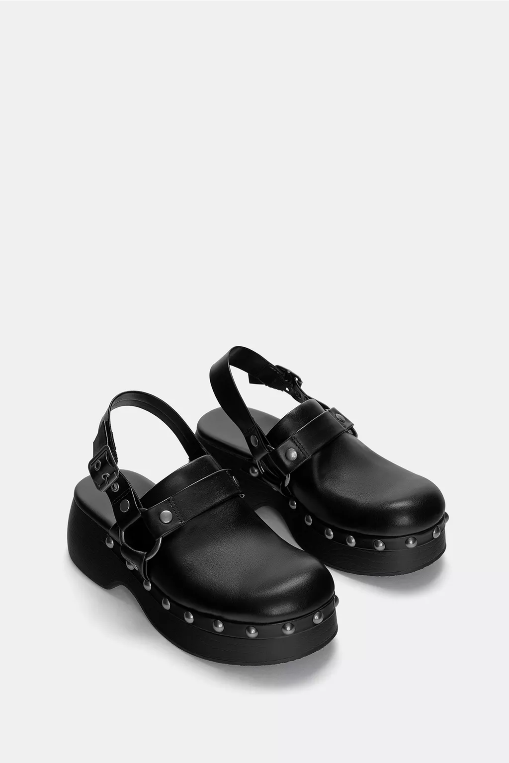 EMBOSSED BLOCK HEEL SLINGBACKS