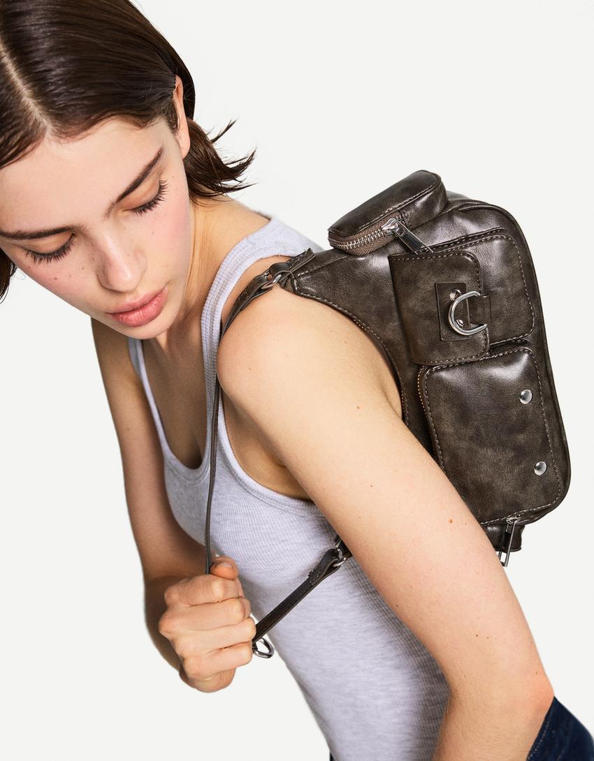 Multi-pocket shoulder bag