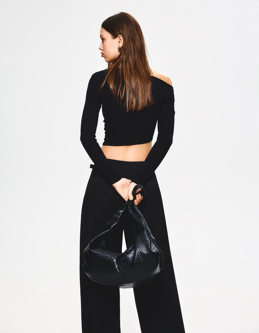 Maxi leather effect bag