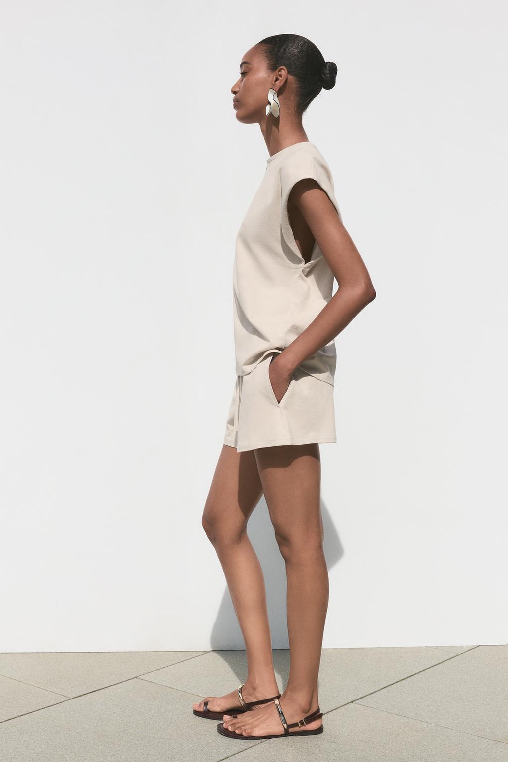 DROP SHOULDER TEXTURED T-SHIRT