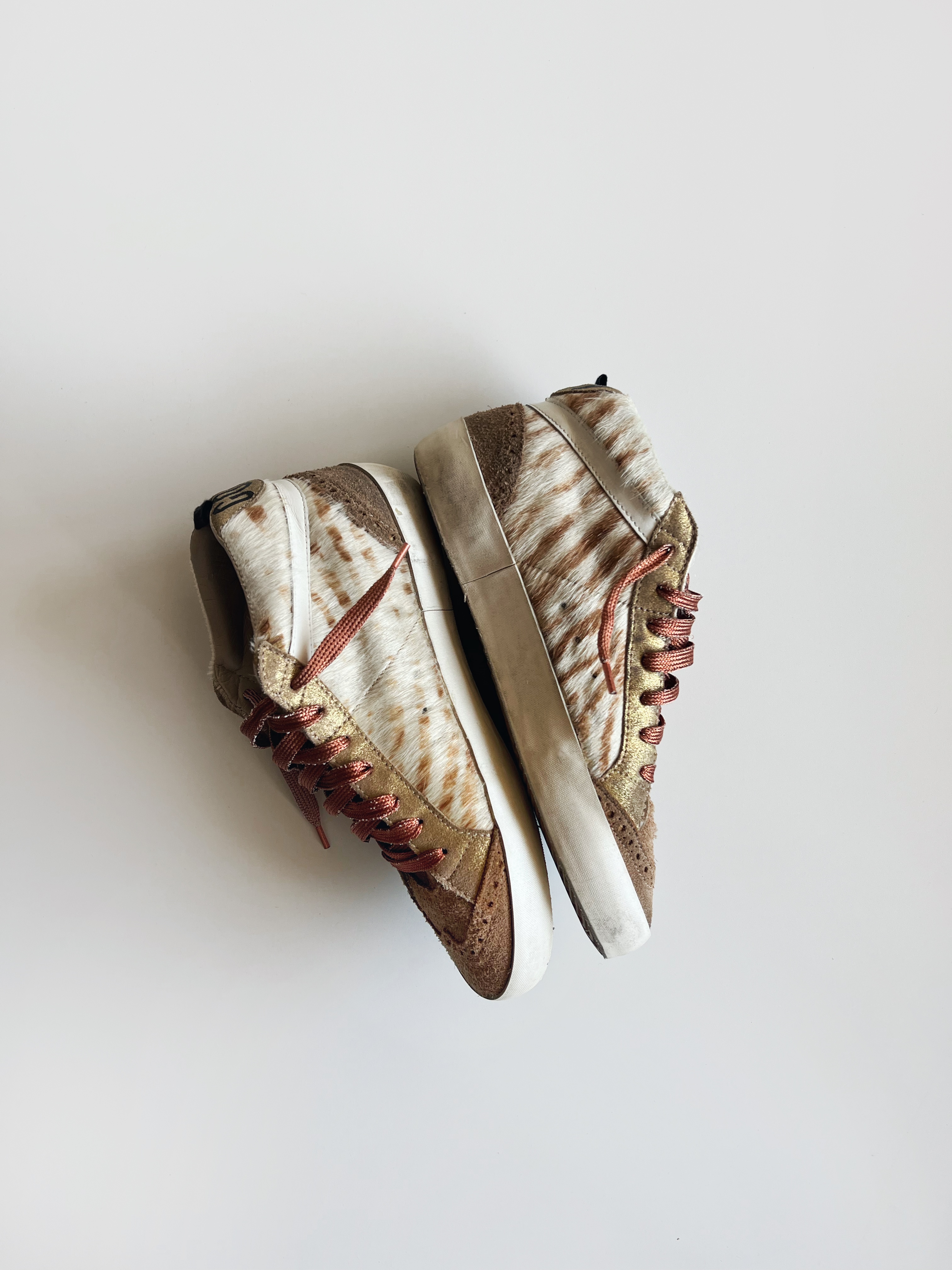 Mid Star’s Animal Print