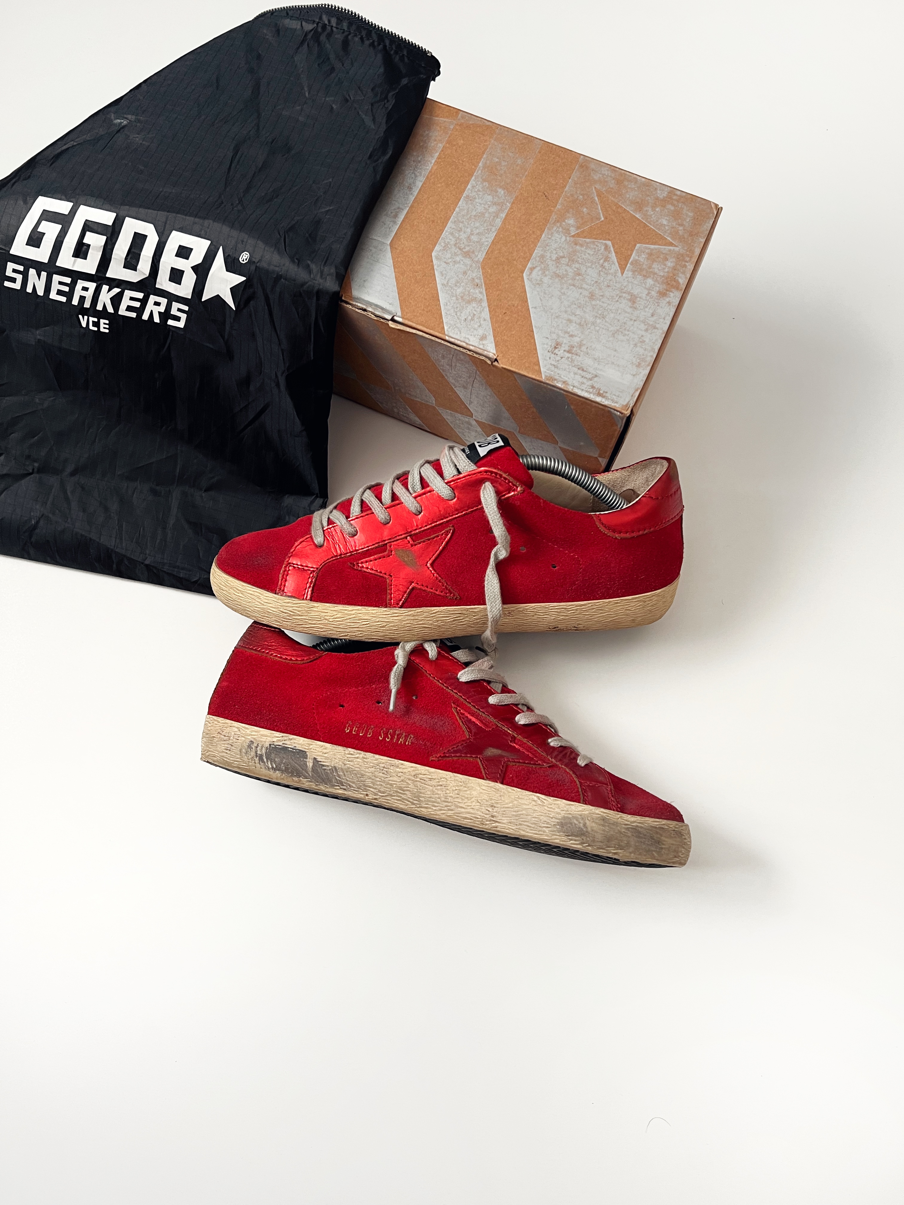 All Red Superstar