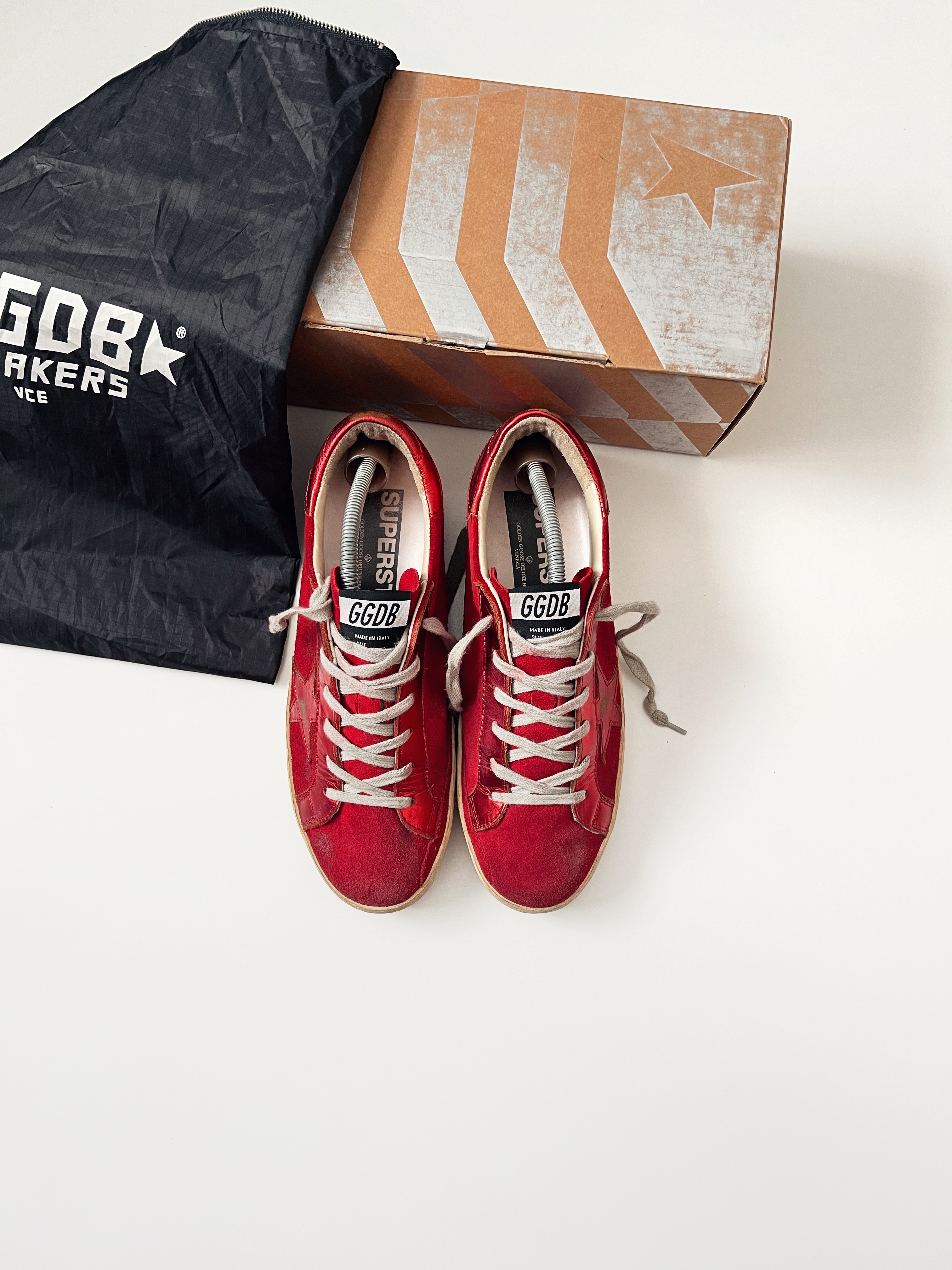 All Red Superstar