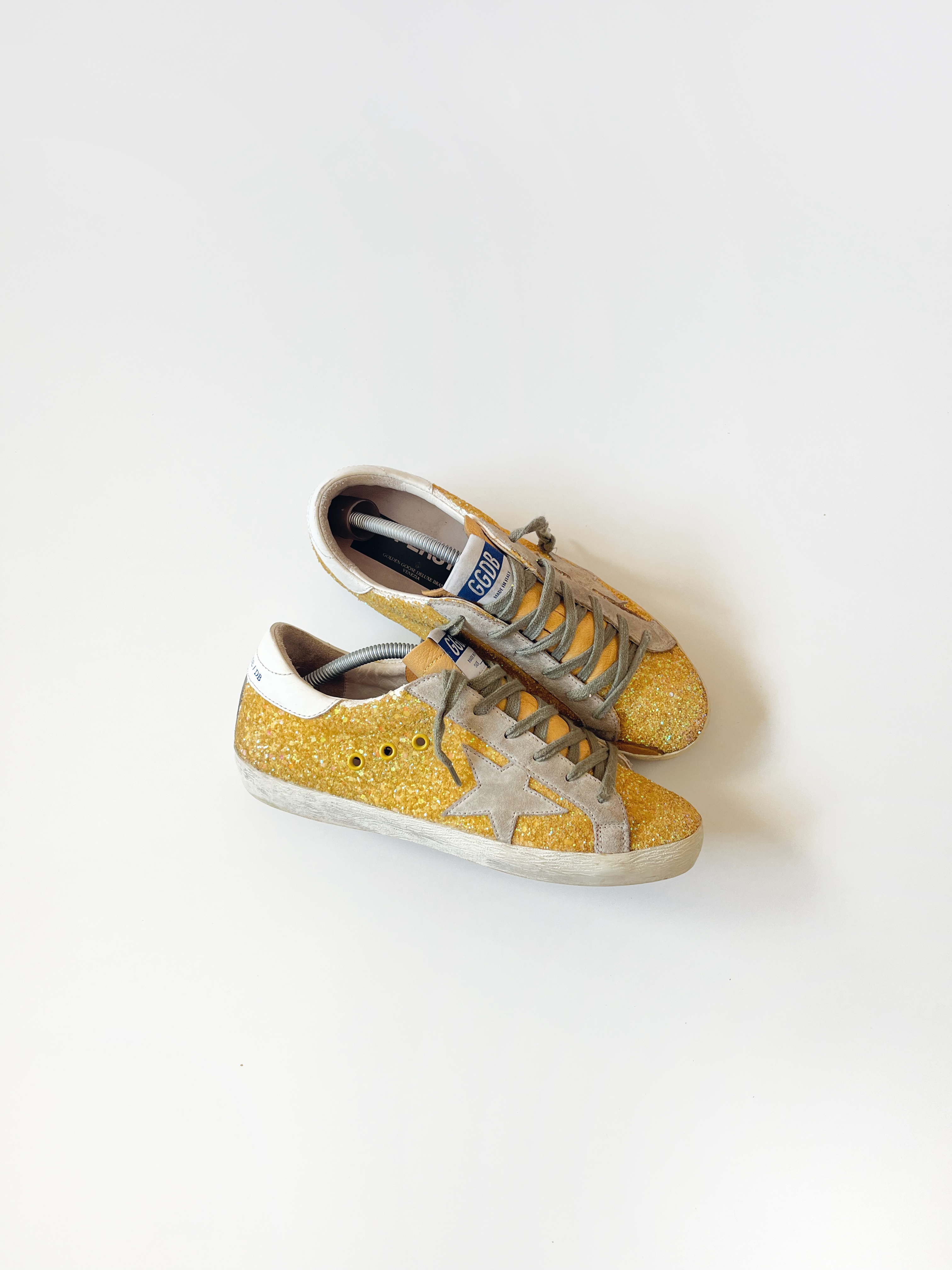 Yellow Superstar