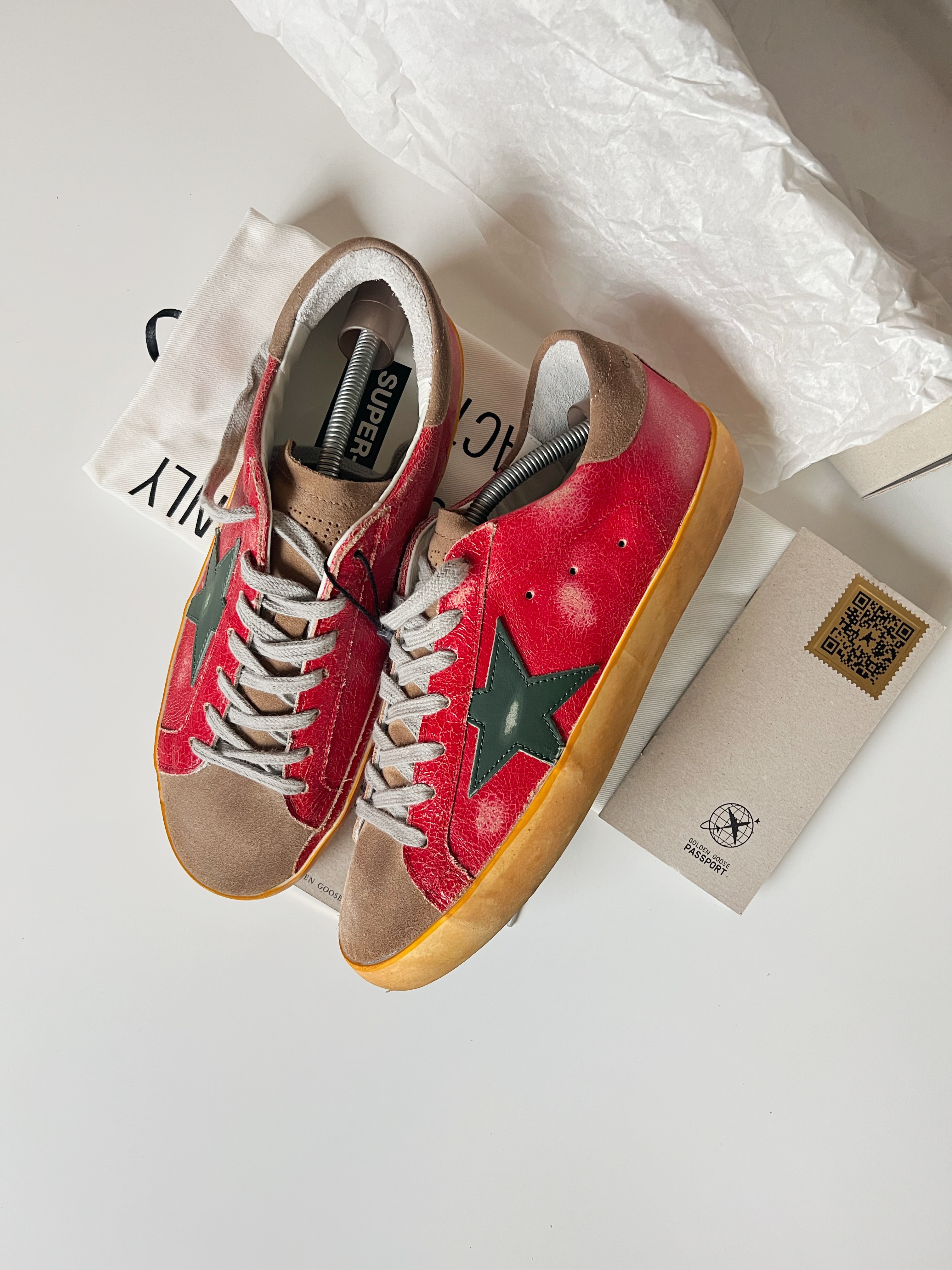 Red cracked Superstars