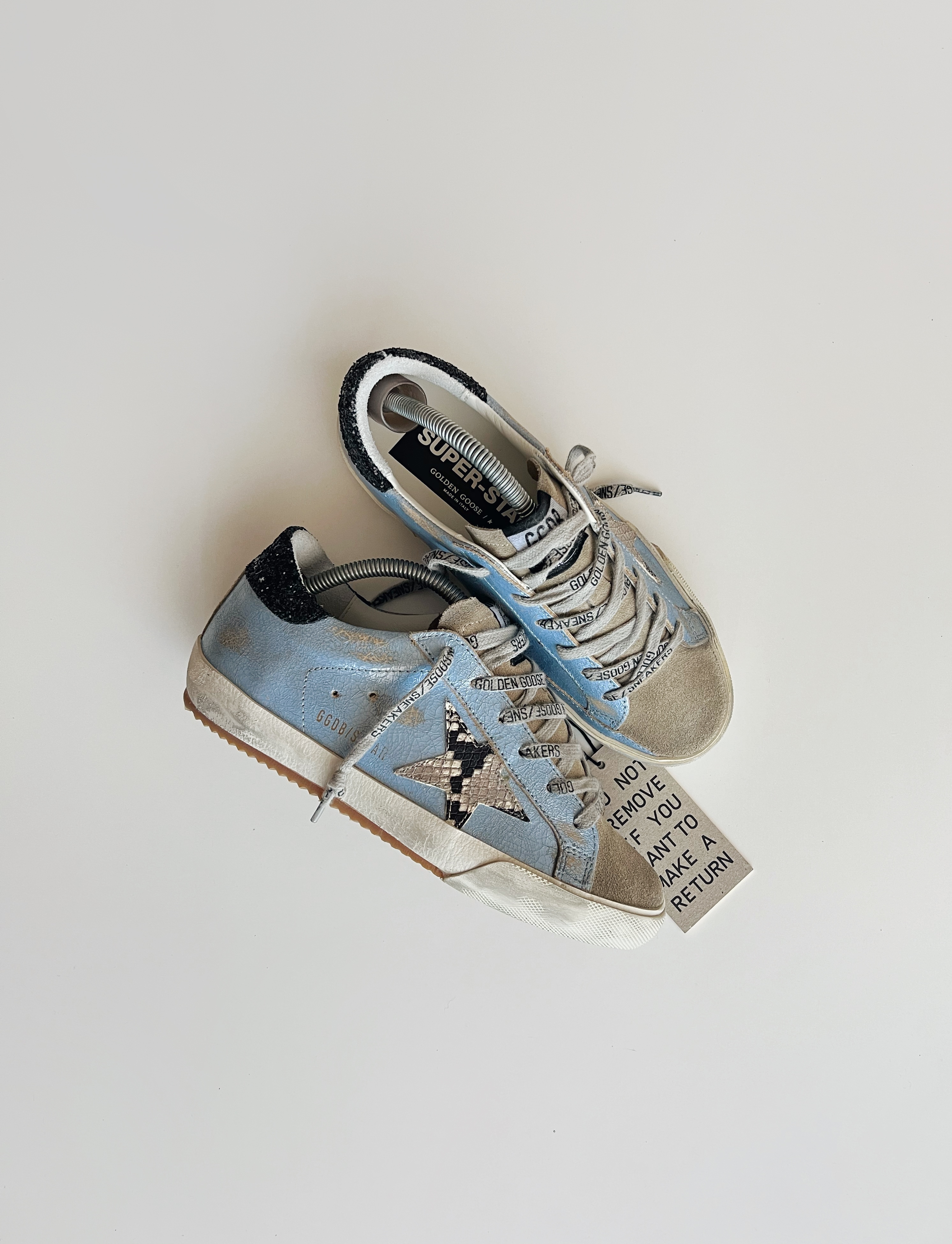 Light blue Superstar