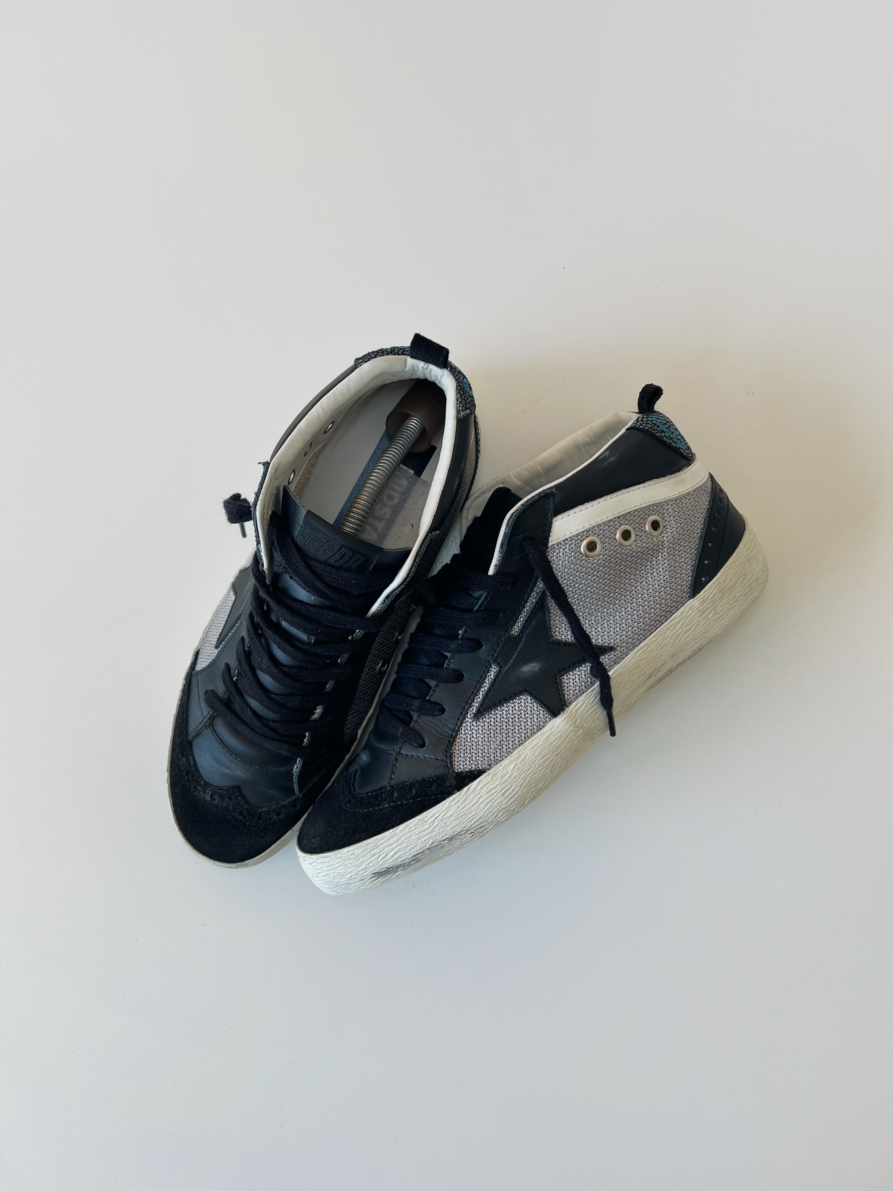 Mid Star Black & Grey