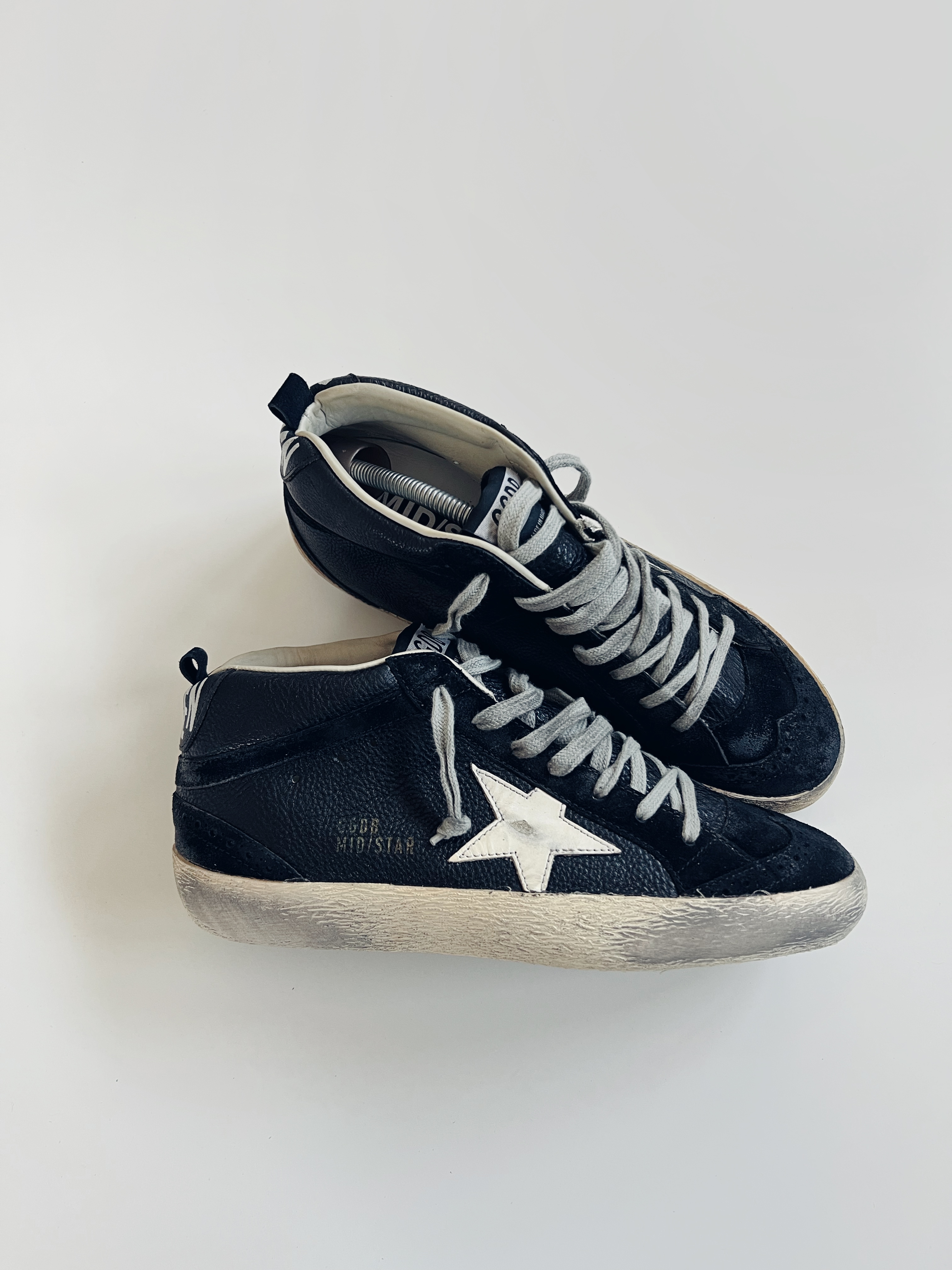 Black Mid Star Golden Goose