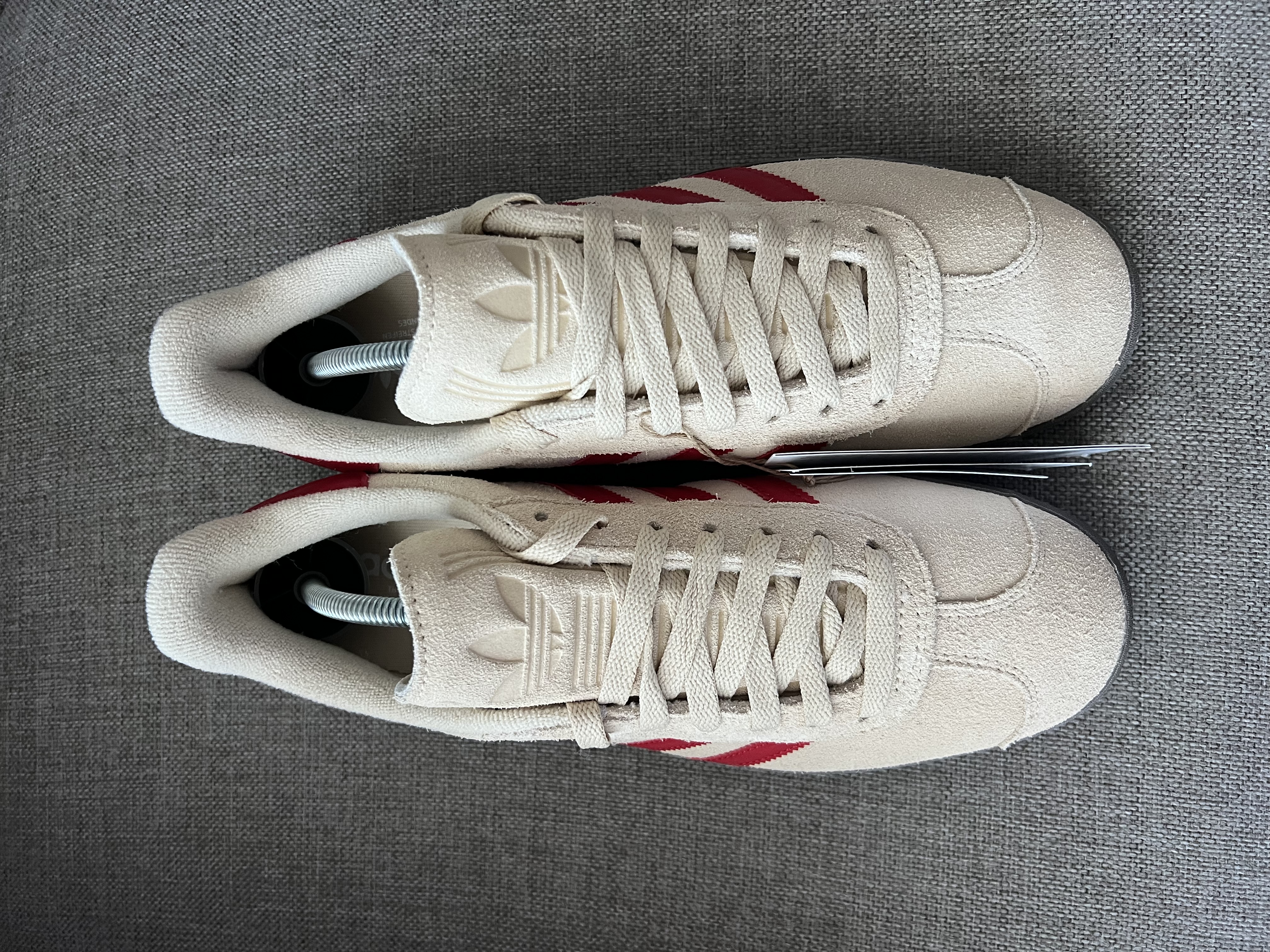 Adidas Gazelle Beige & Red OG