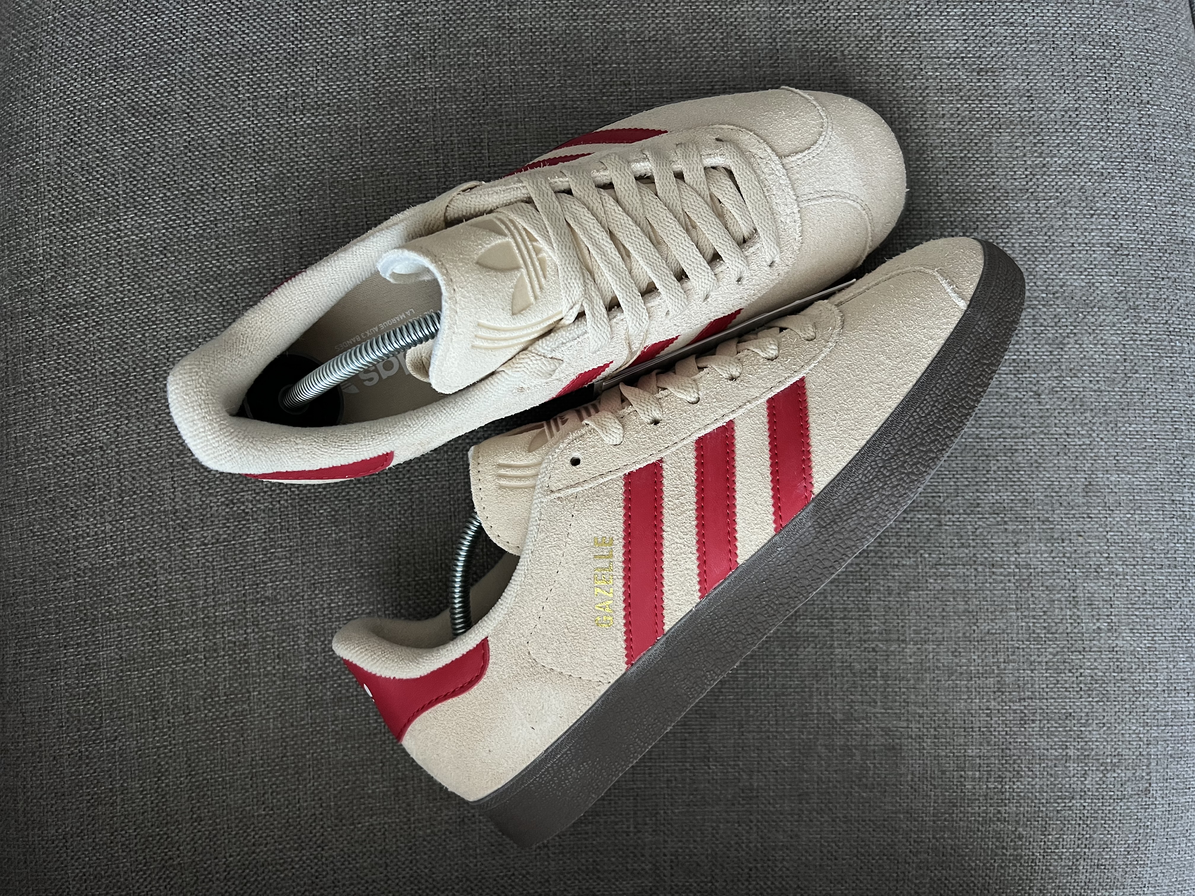 Adidas Gazelle Beige & Red OG