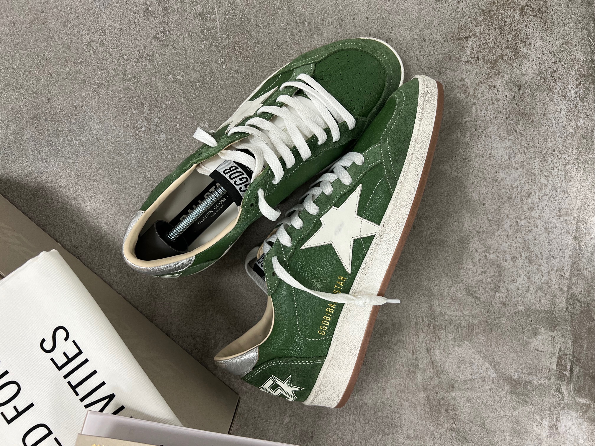 Golden Goose Ball Star Green & White Brand New