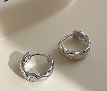 Teulrip Small Geometric Hoop Earrings for Girls & Women