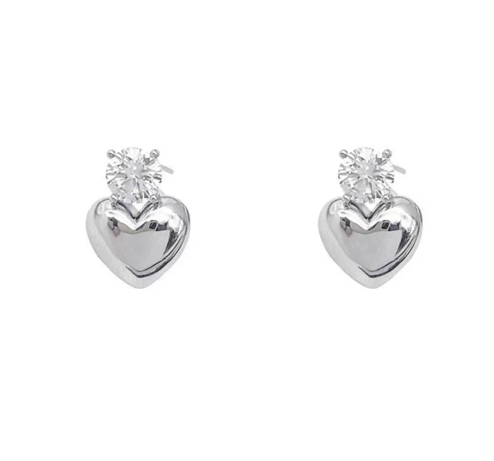 Teulrip Sweet Heart Studs Hypoallergenic & Waterproof Stainless Steel Earrings for Girls & Women