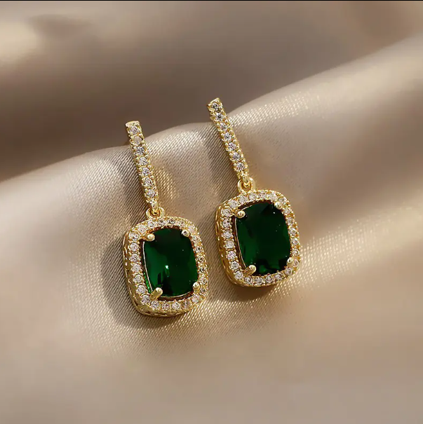 TEULRIP Green Emerald Square Rhinestone Drop Earrings - Retro Sparkling Diamond Design