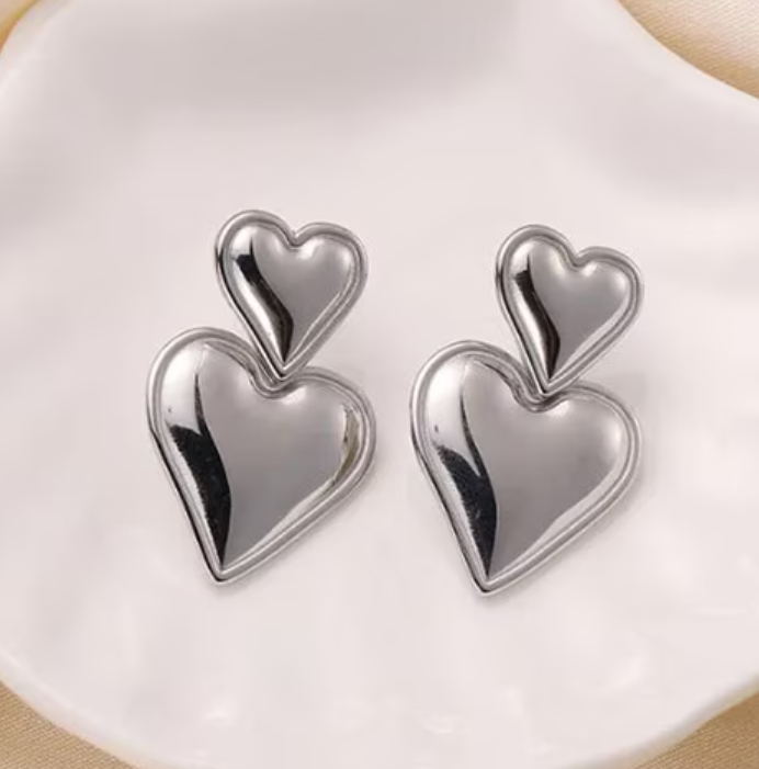 Teulrip Silver Love Earrings  Lightweight Heart Design Jewelry for Girls & Women