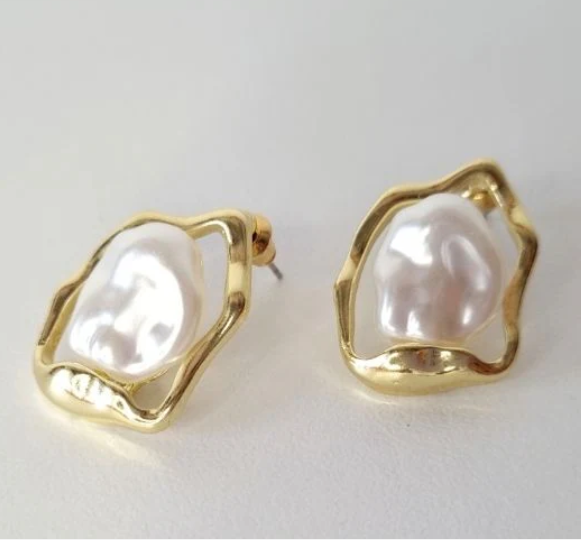 Teulrip Korean Golden Irregular Pearl Stud Earrings  Unique Ear Studs for Girls & Women
