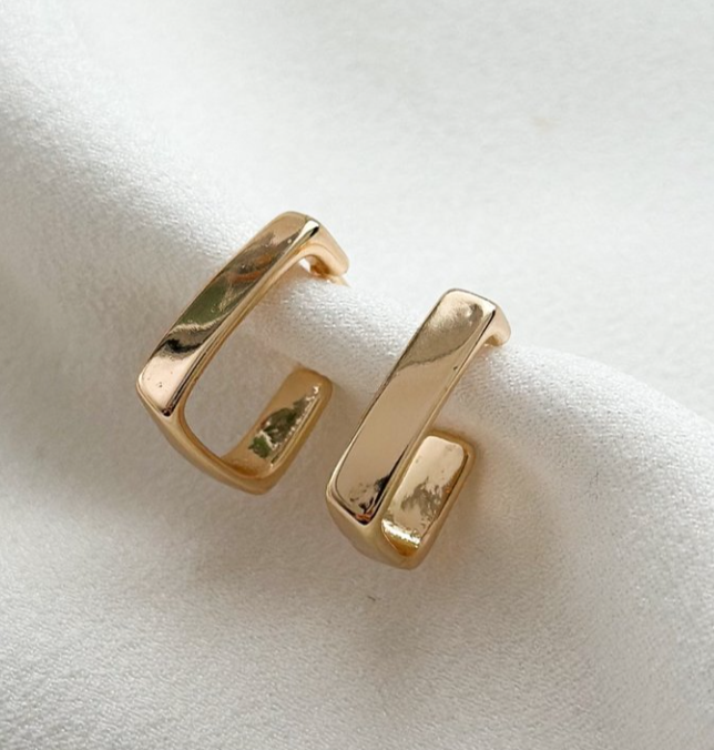 Teulrip Silver Needle Korean New Square Design Hoop Earrings for Girls & Women