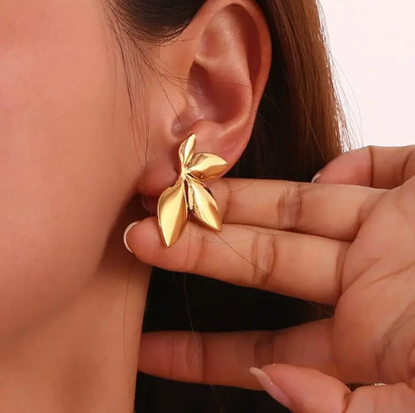 Teulrip Leaf Flower Earrings Gold Plated Stainless Steel Petal Half Flower Stud Earrings for Girls & Women