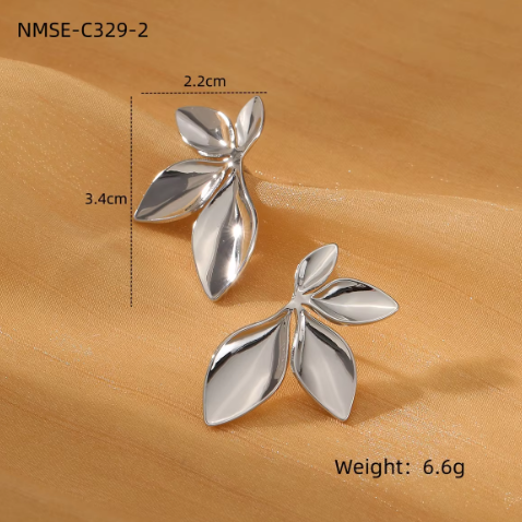 Teulrip Chunky Silver Petal Flower Stud Earrings  Trendy Stainless Steel Geometric Earrings for Girls & Women