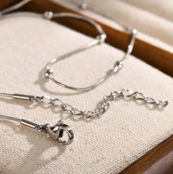 TEULRIP Simple Basic Chain No-Fade Stainless Steel Necklace for Girls & Women