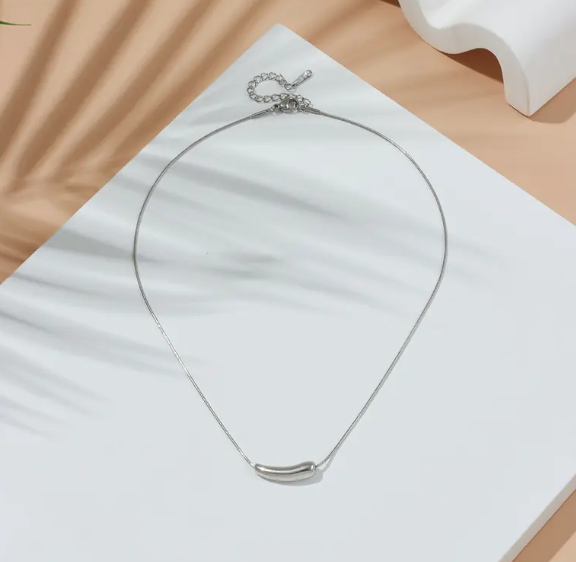 TEULRIP Pepper and Eggplant Charm Necklace Chic and Minimalistic Stainless Steel Pendant Jewelry for Girls & Women