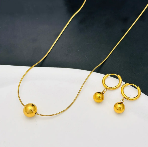 TEULRIP Anti-Tarnish Valentine Combo Set for Her – Stainless Steel Gold Plated Slide Ball Necklace & Floating Ball Earrings