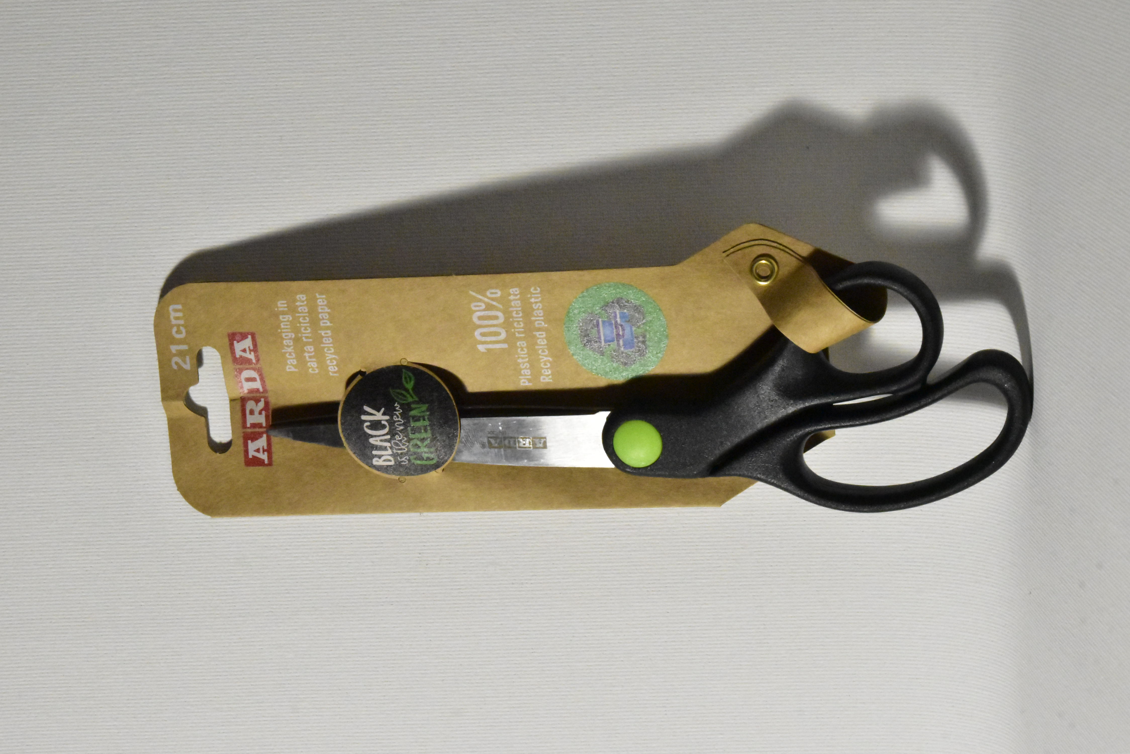 RE-GENERATION  FORBICI 