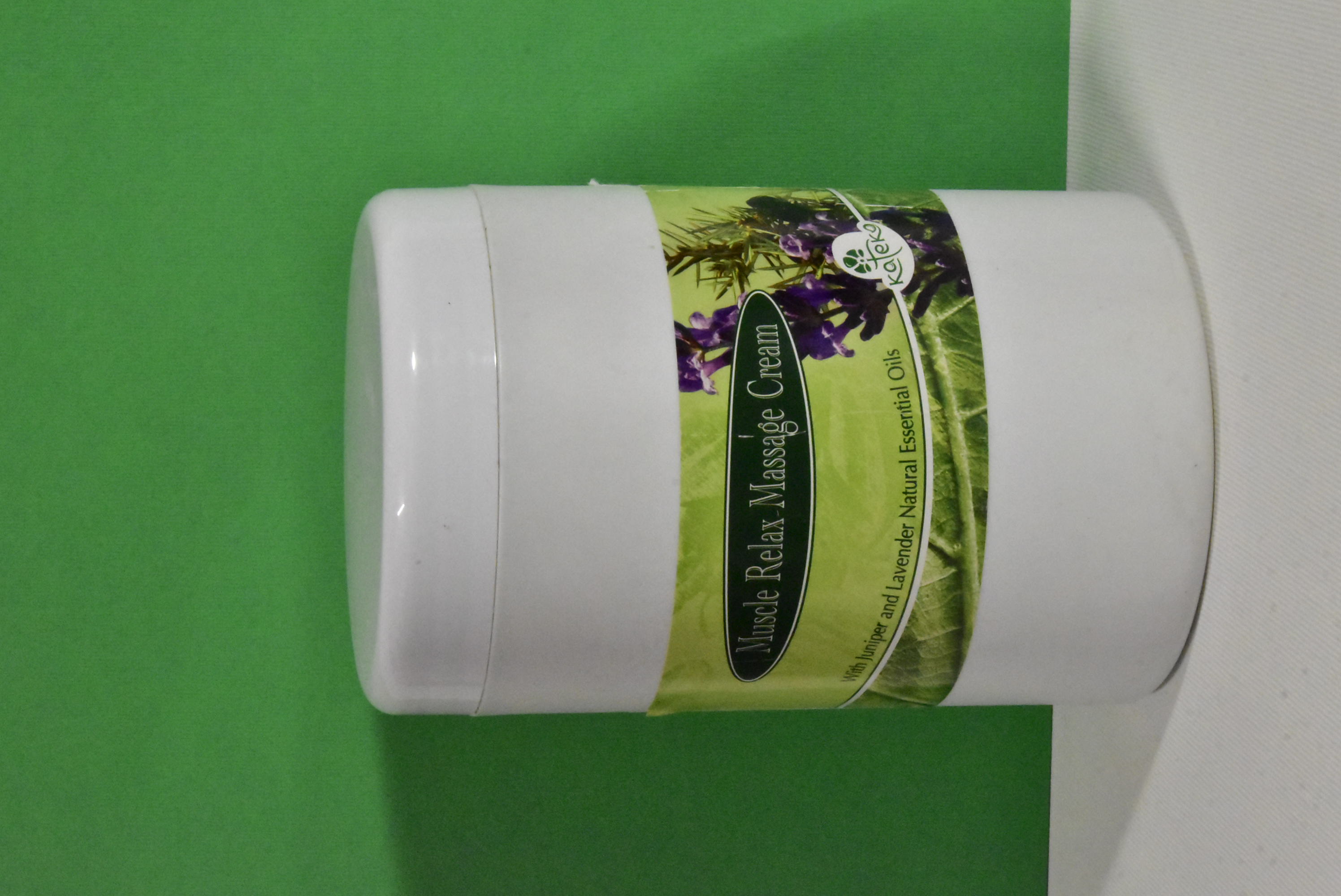 KATEKO Crema per massaggi rilassanti ai muscoli 100% naturale