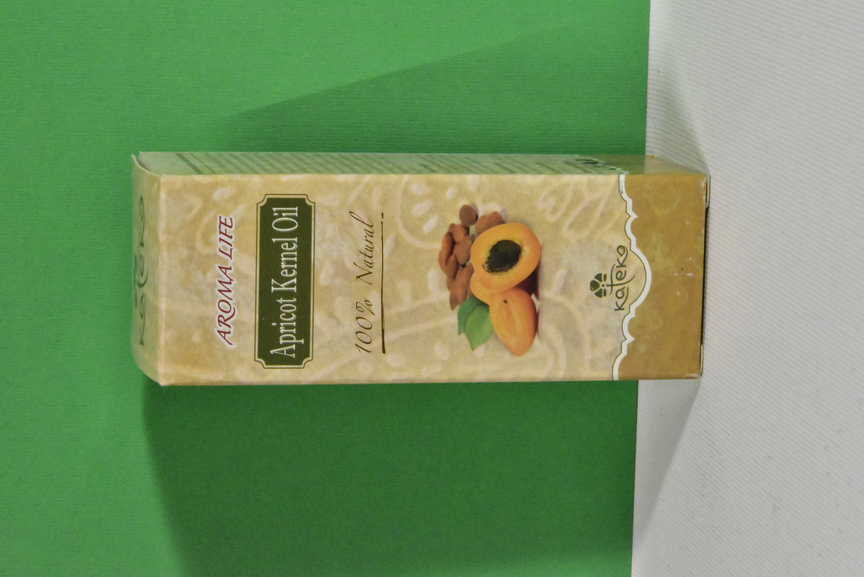 KATEKO Olio di nocciolo di albicocca 100% naturale