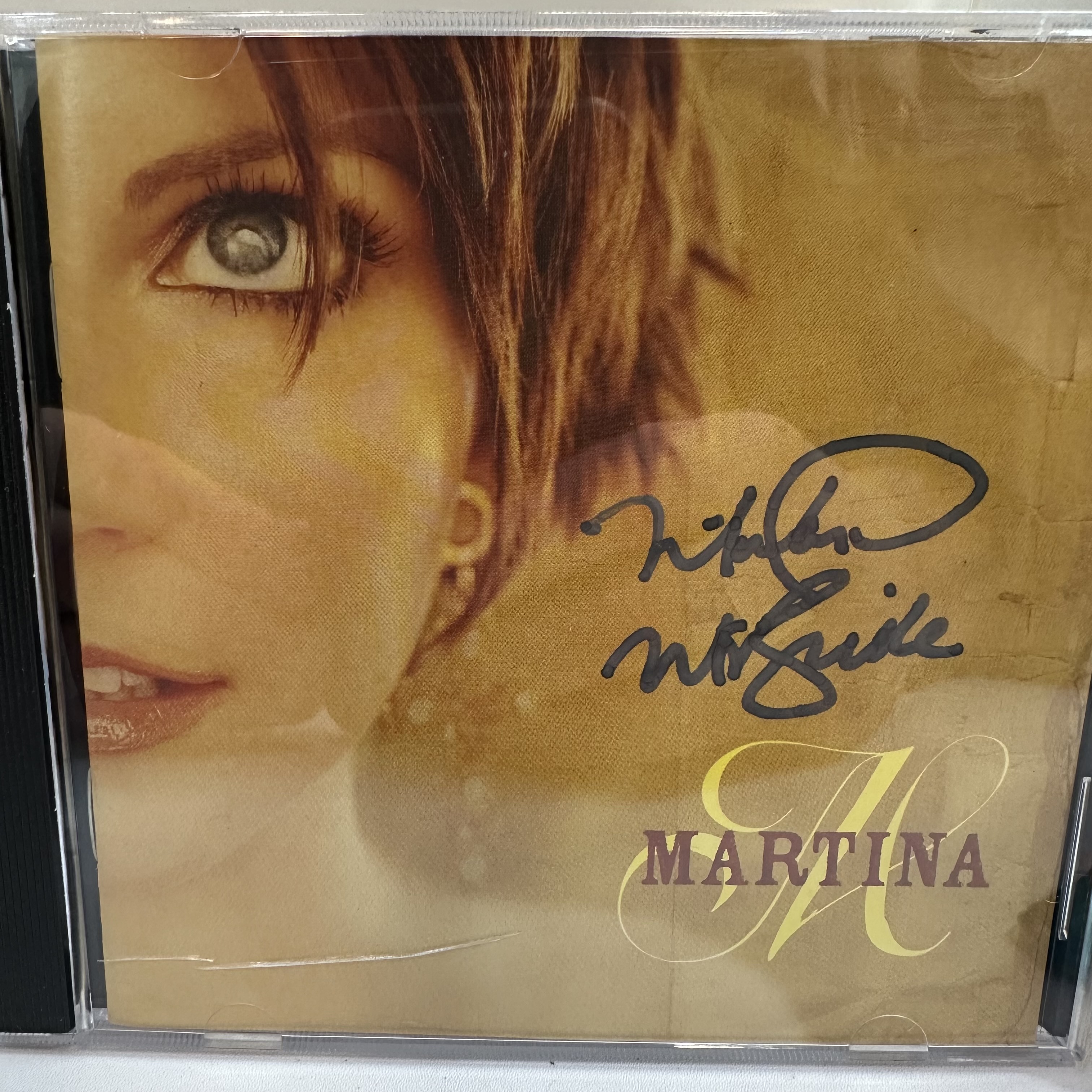 A1282 Martina McBride signed cd