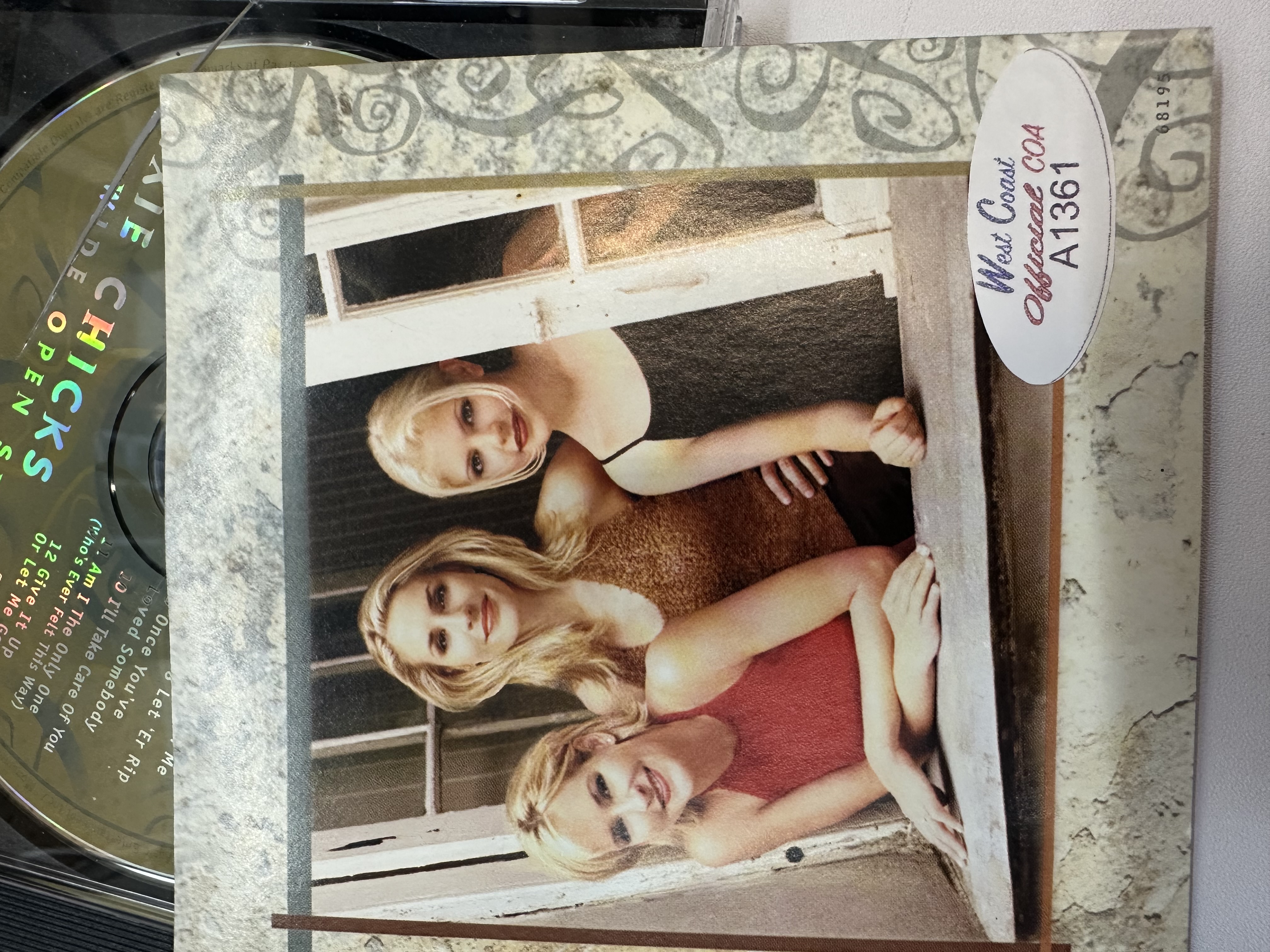 A1362 dixie Chicks wide open spaces signed autographed CD by all three members