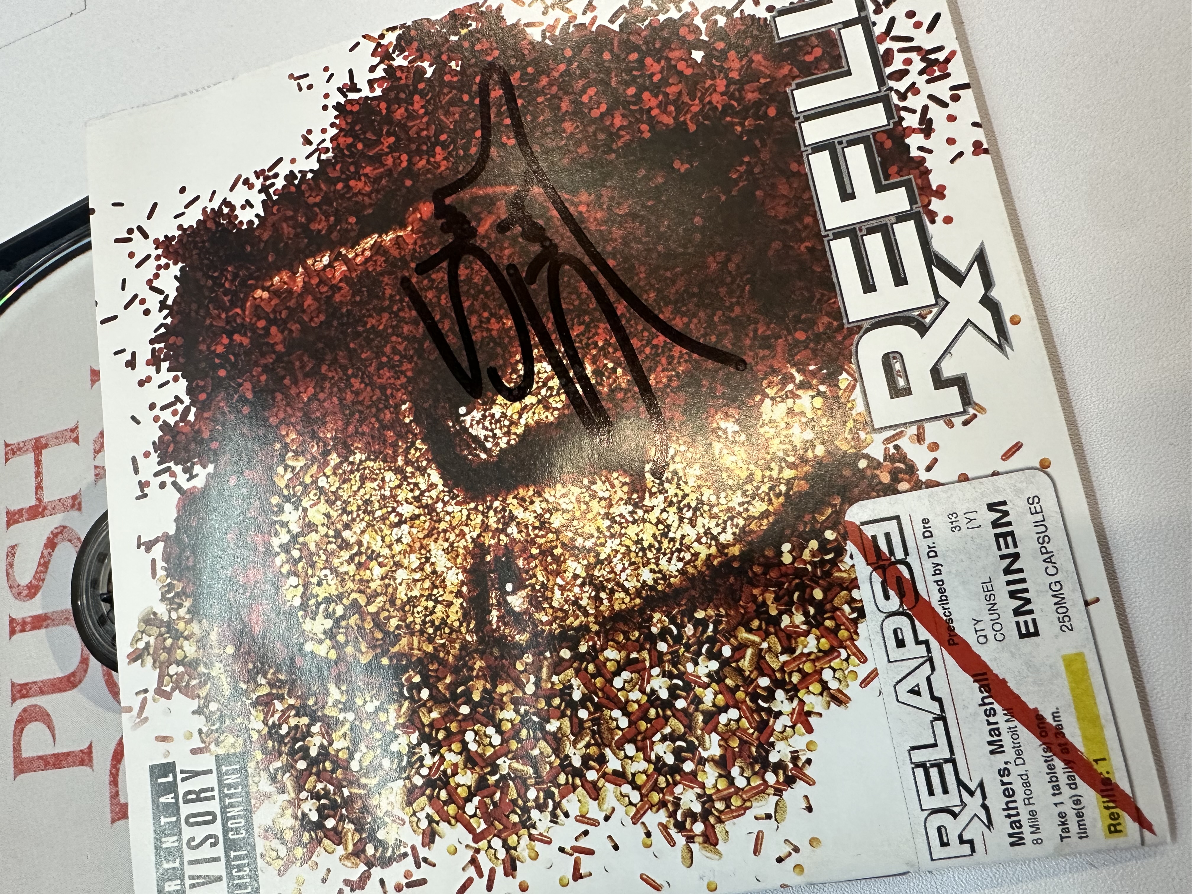 A1346 Eminem relapse refill, signed autographed CD booklet