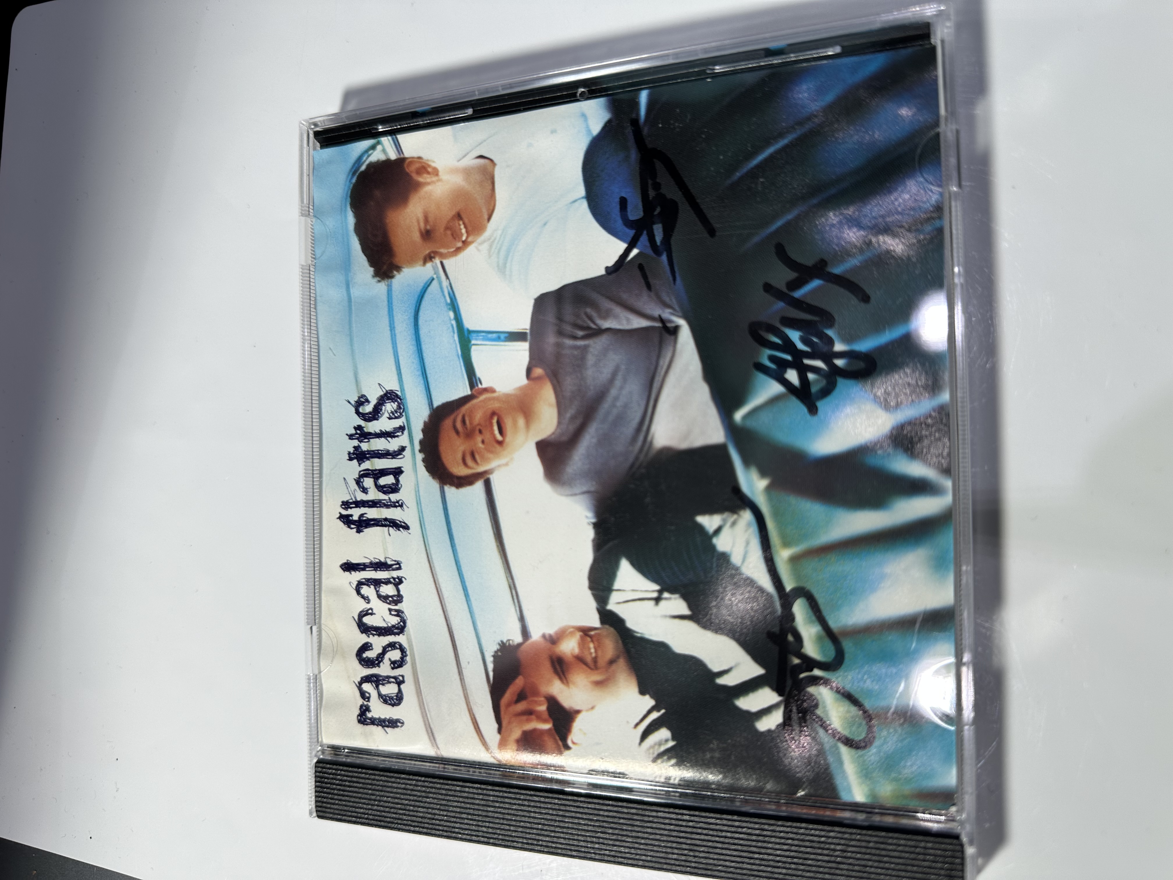 A1255 rascal Flatts signed autographed CD signed by all three members