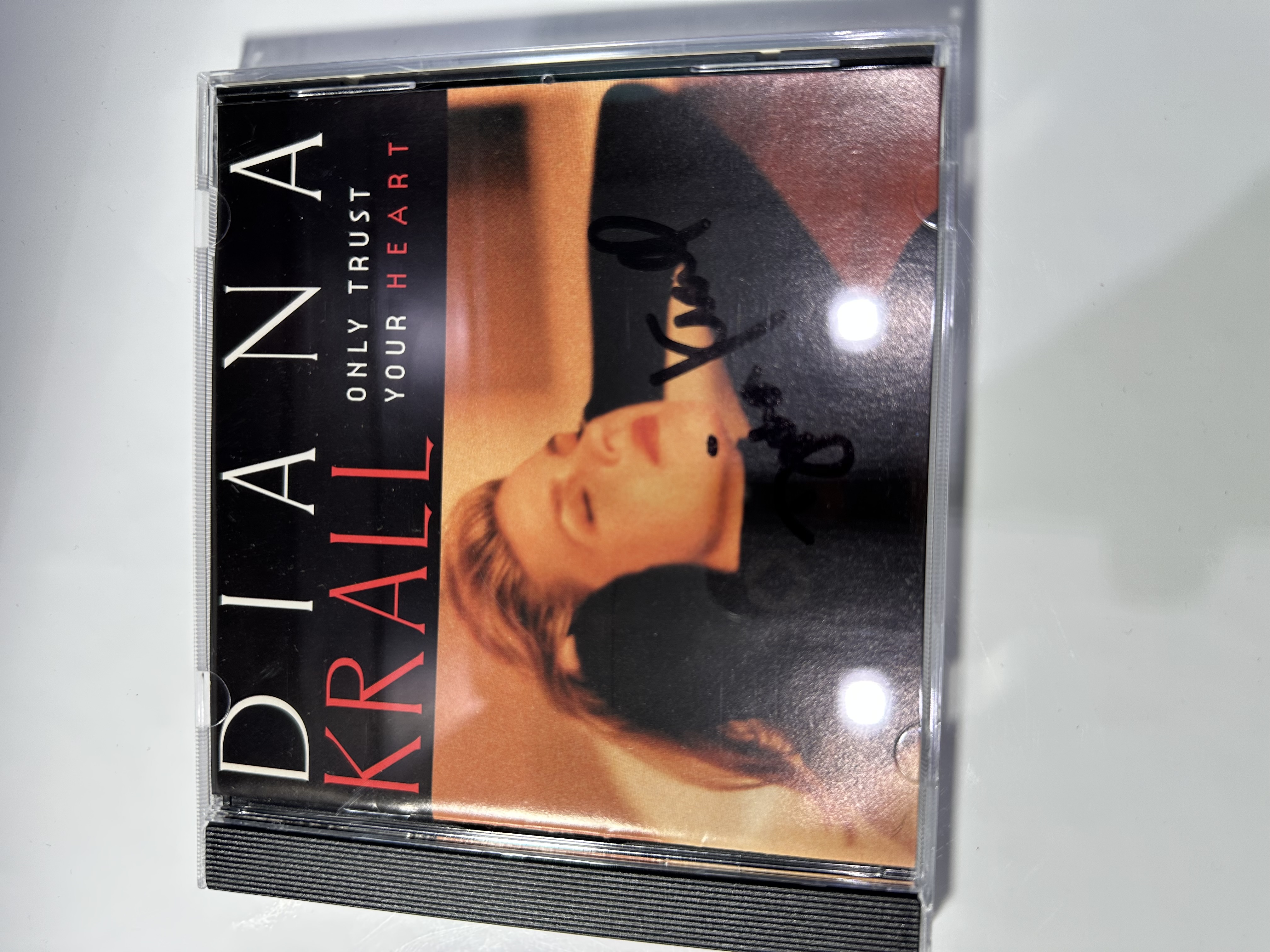 A1236 Dana Krall only trust your heart signed autographed CD
