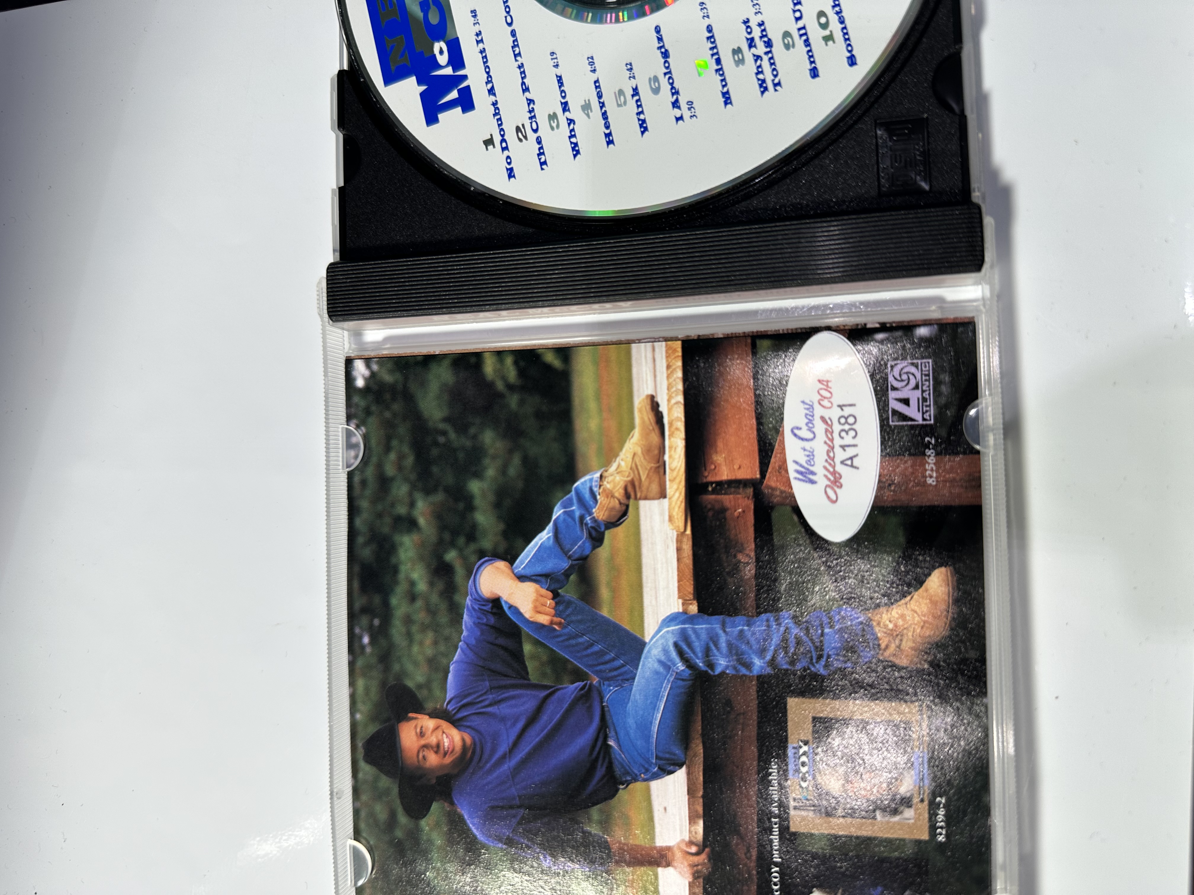 A1381 Neal McCoy no doubt about it signed autographed CD booklet