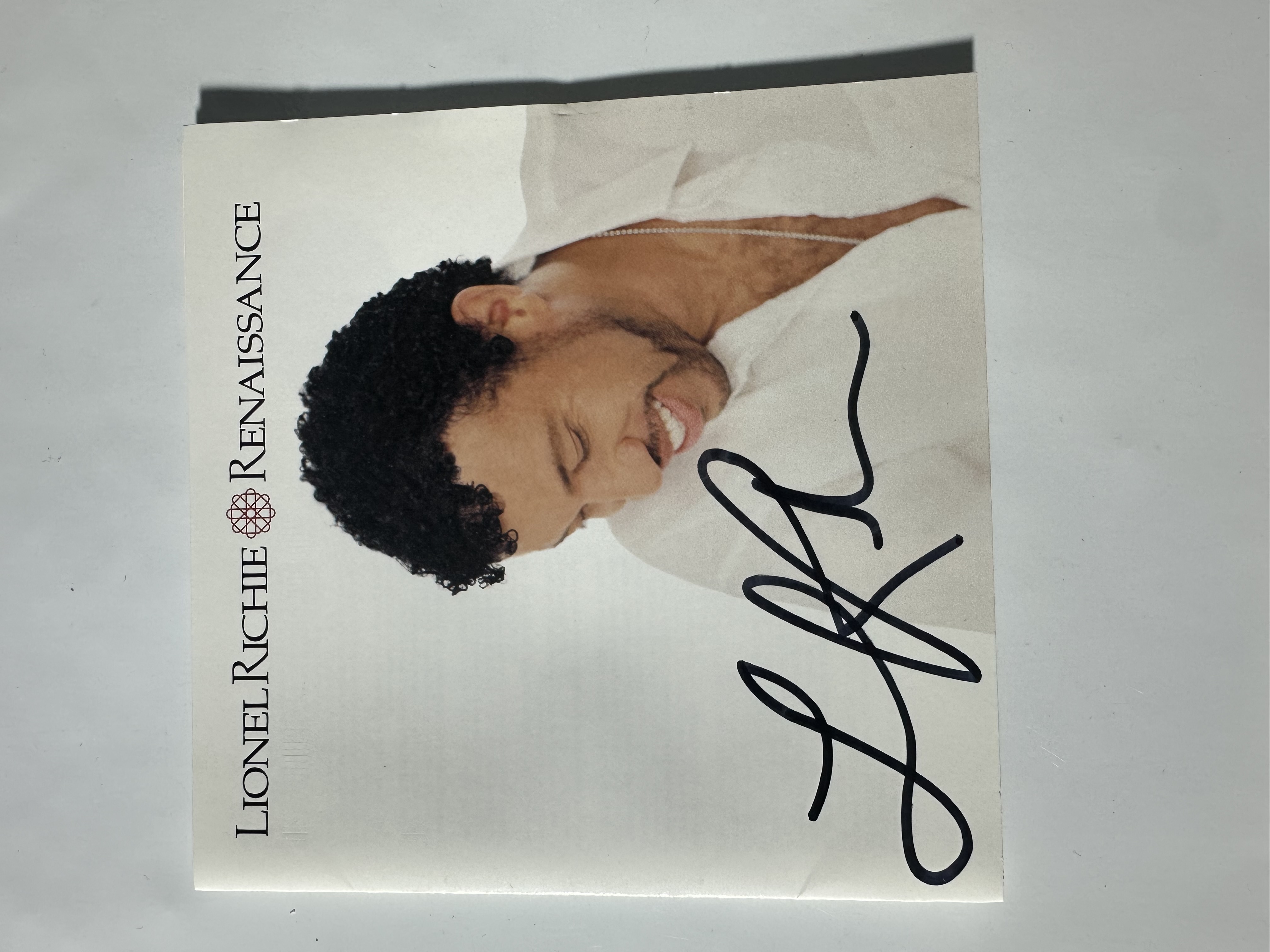 A2284 Lionel Richie Renaissance signed autographed CD